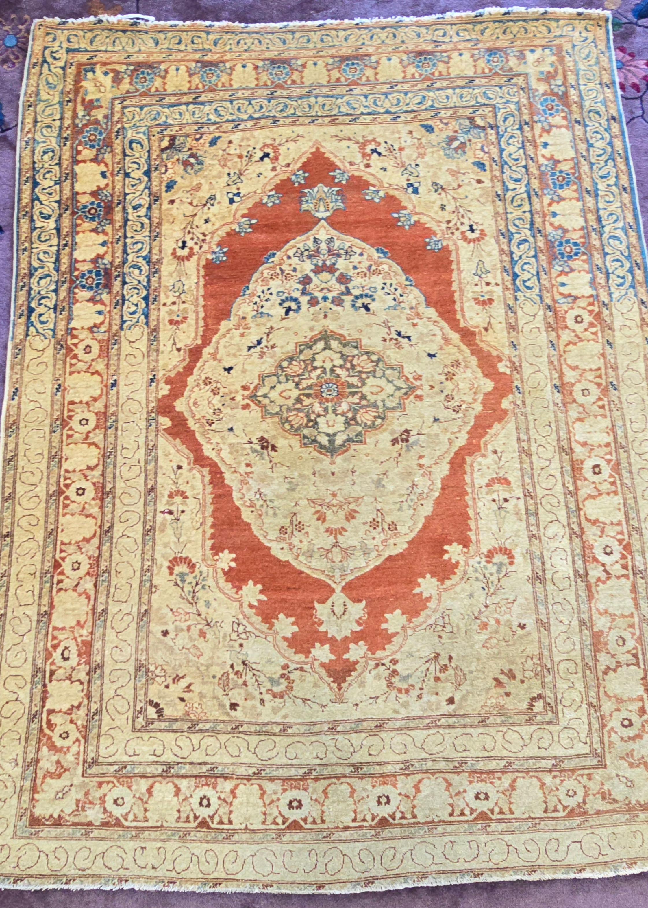 19th Century Haji Jalili Tabriz Collector Rug 4x5.4 In condizioni ottime in vendita a Los Angeles, CA