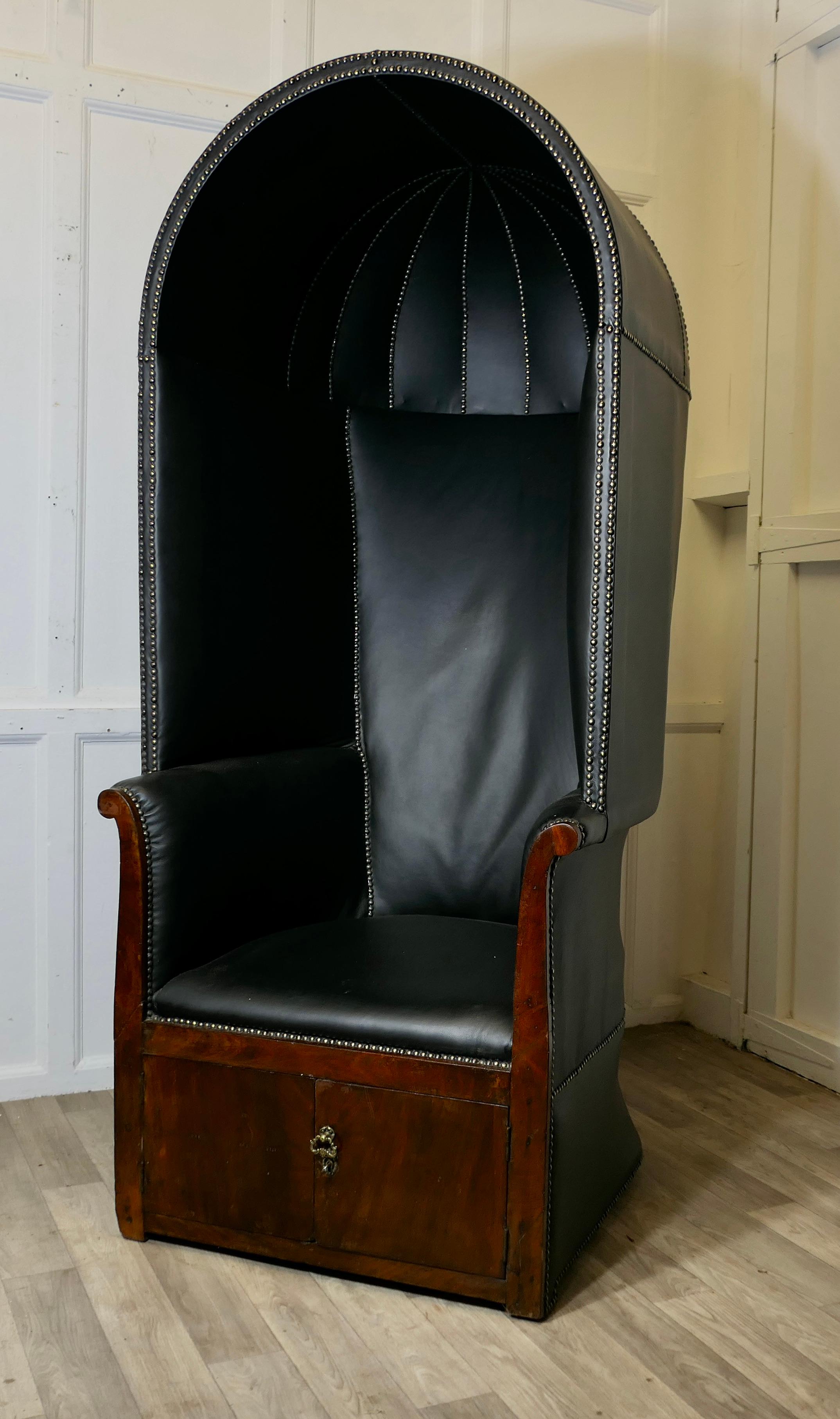 19th Century Hall Porters Chair For Sale 4