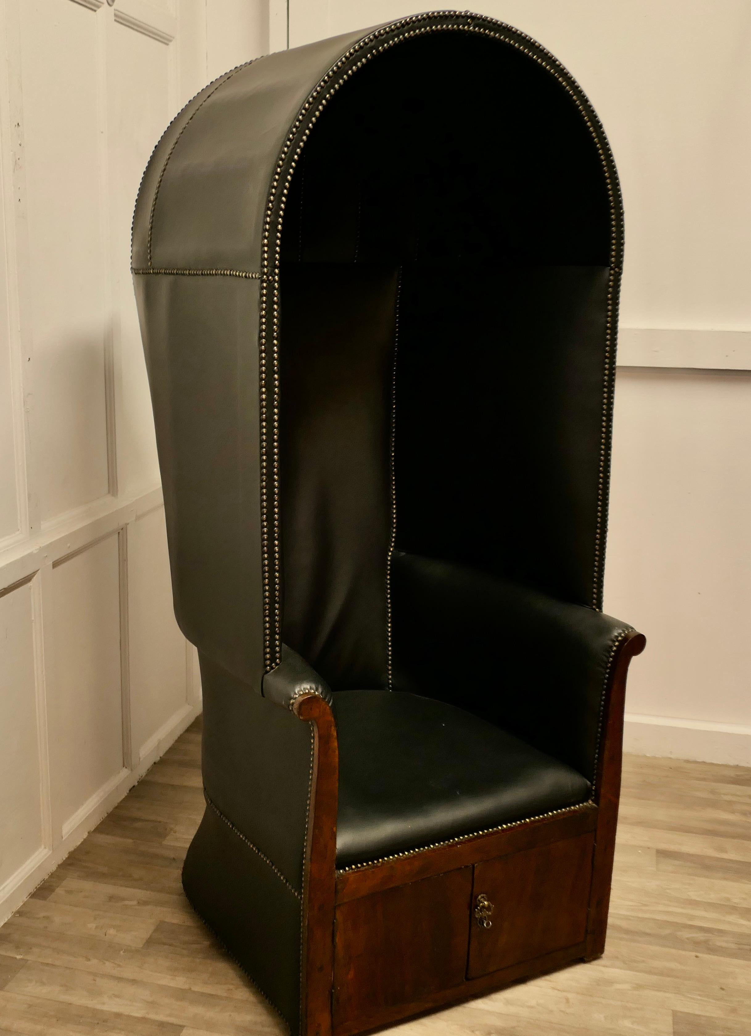 Early 19th Century 19th Century Hall Porters Chair For Sale