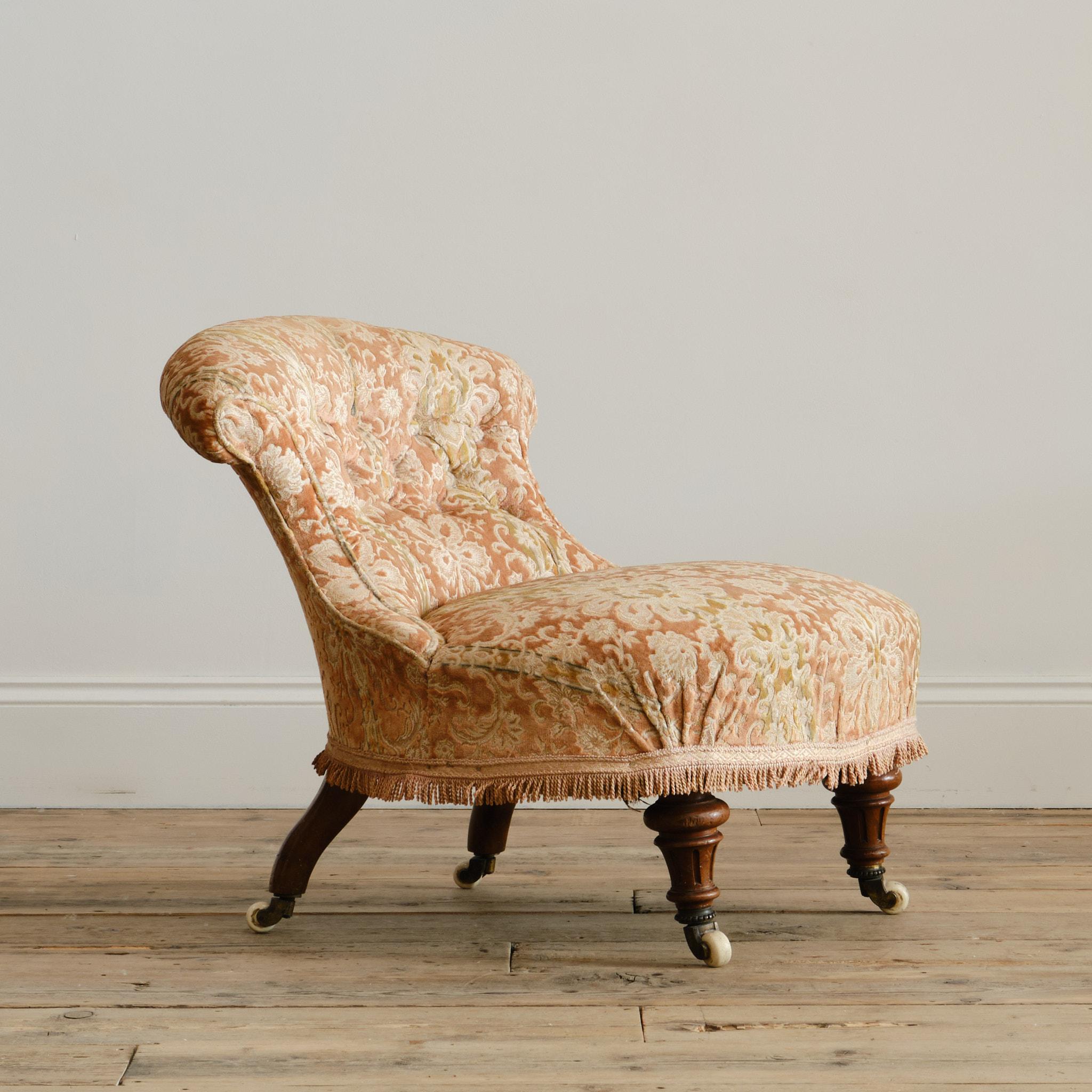 Britannique Chaise à pantoufles Hampton & Sons du 19e siècle en vente