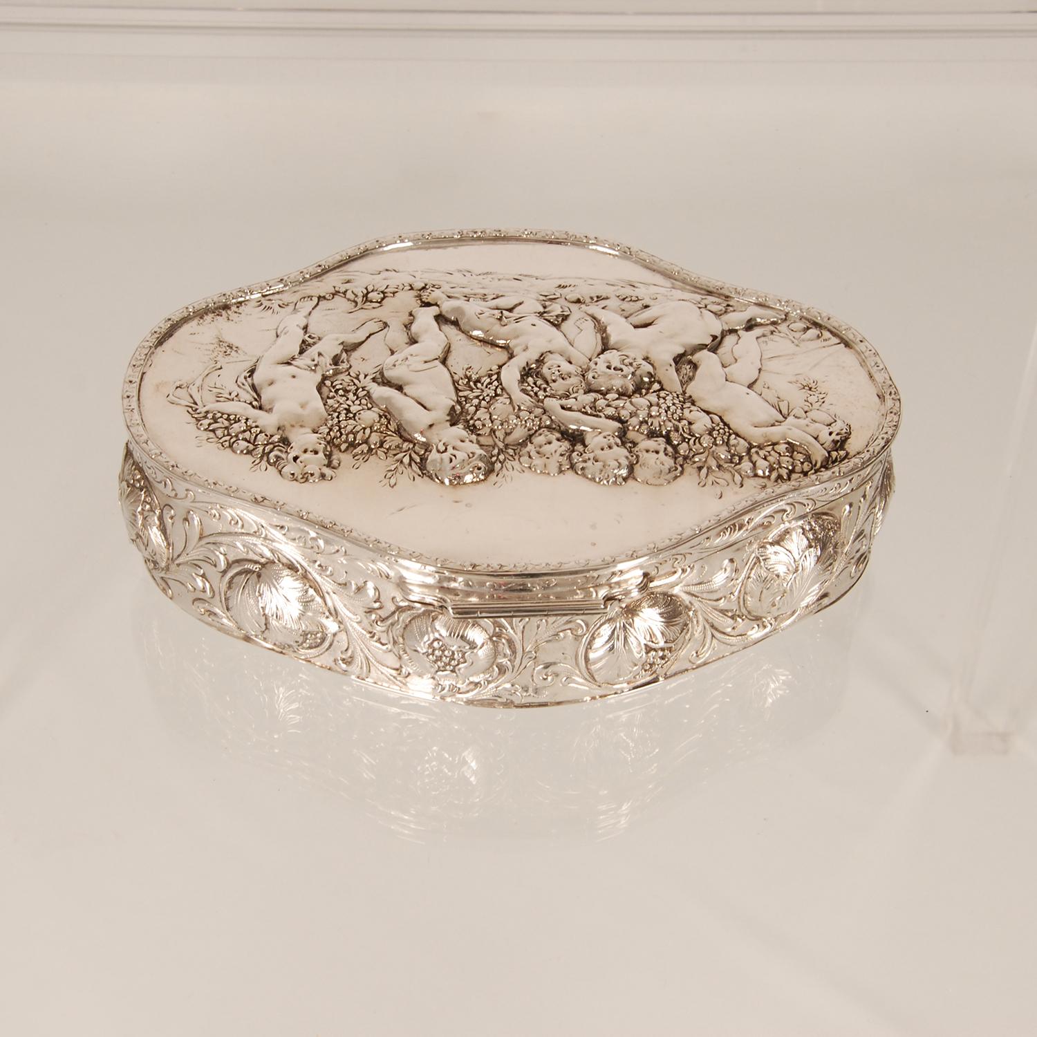 Hanau Silver Jewelry Box J.D.Schleissner and Sons Antique German Casket Putto For Sale 4