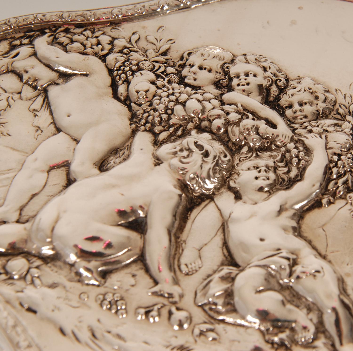 Hanau Silver Jewelry Box J.D.Schleissner and Sons Antique German Casket Putto For Sale 8