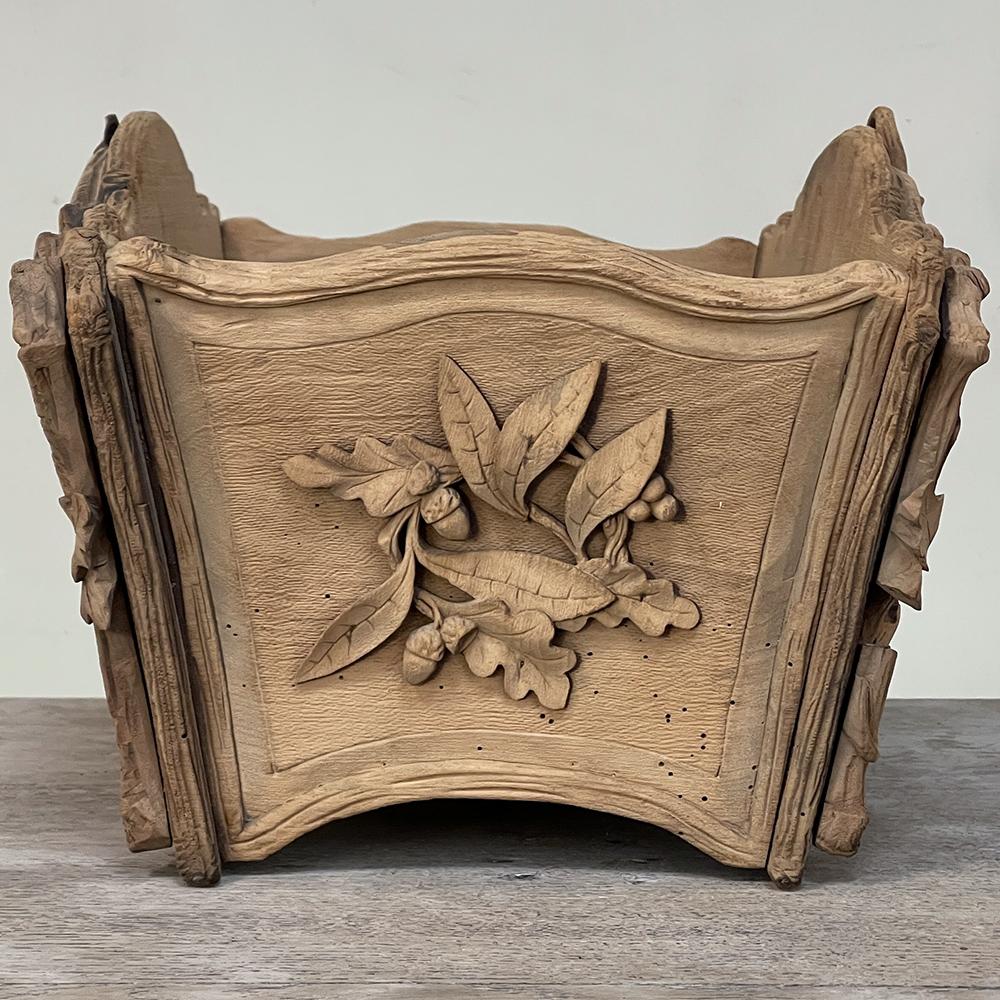 Oak 19th Century Hand-Carved Black Forest Jardiniere, Centerpiece