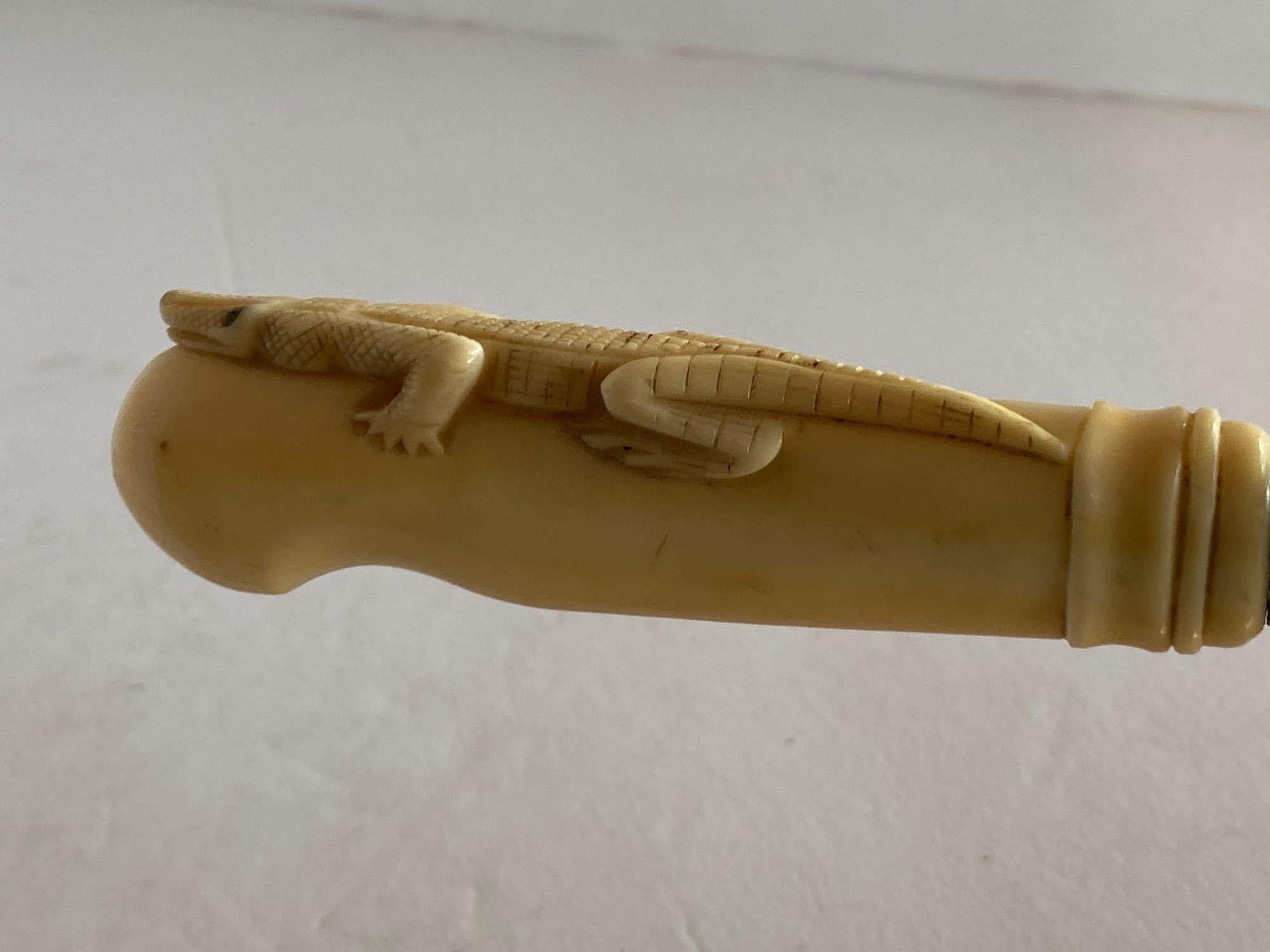 19th Century Hand-Carved Bone Alligator Handled Culinary Carving Set For Sale 4