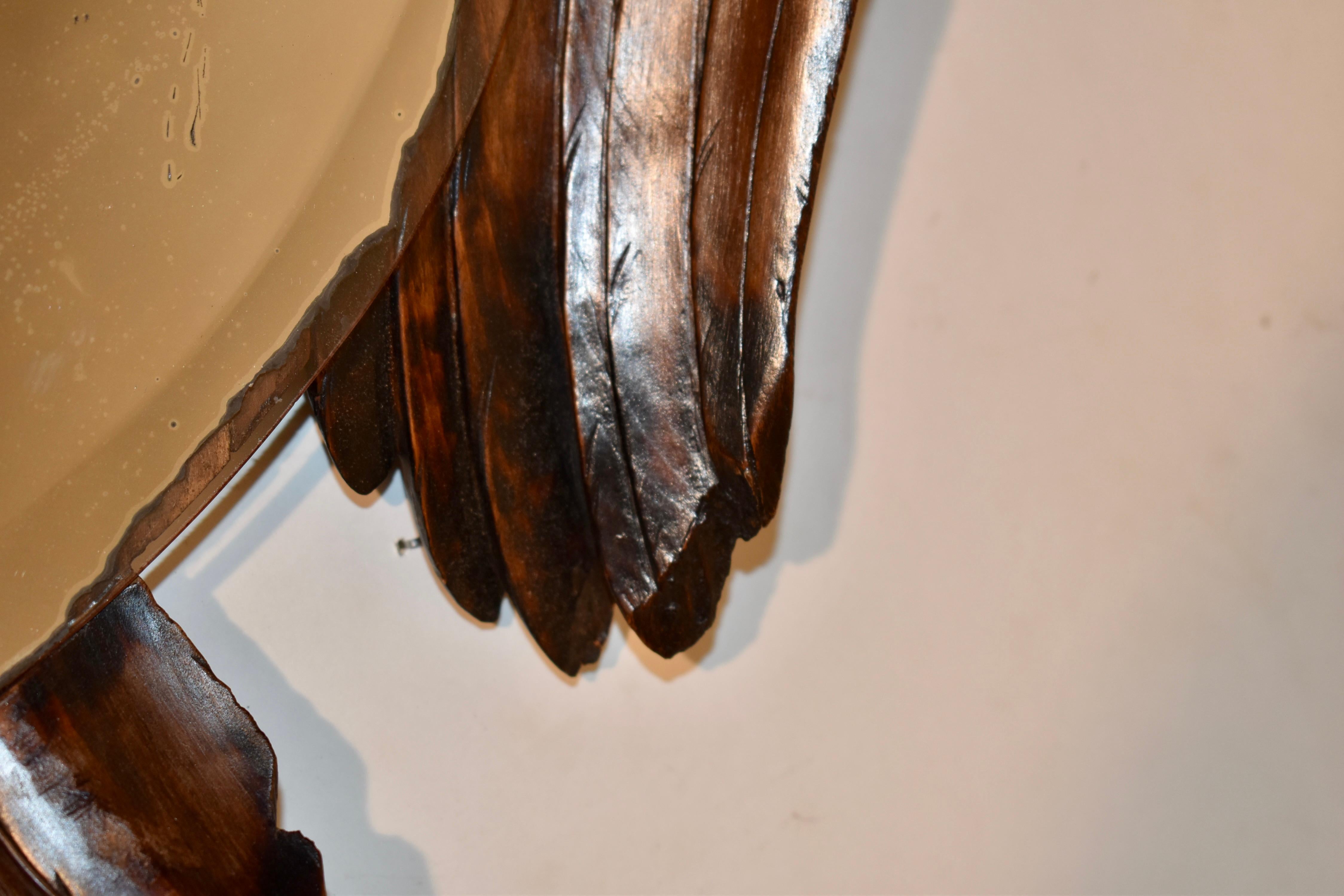 Miroir en forme d'aigle du XIXe siècle, sculpté à la main en France en vente 3