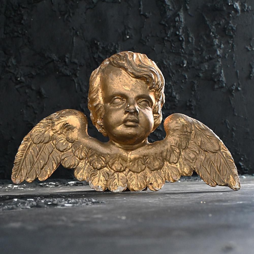 Early Victorian 19th Century Hand Carved Gold Gilt Cherub/Putti Fragment For Sale