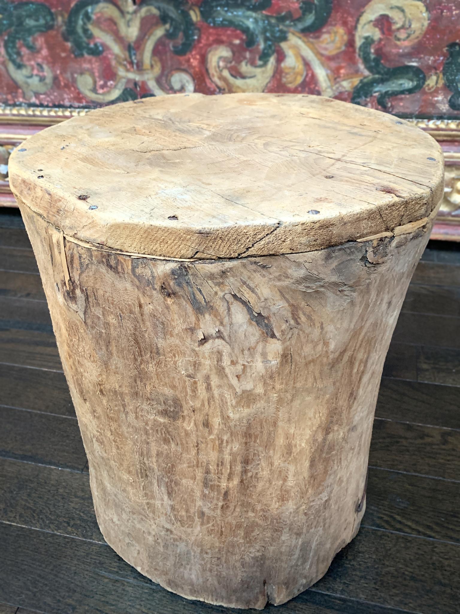 19th Century Hand-Carved Hornbeam Barrel For Sale 6