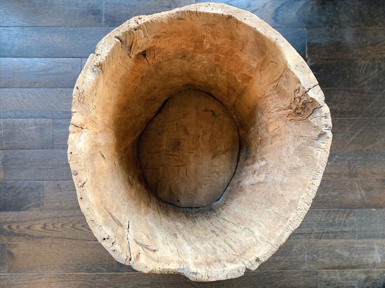 19th Century Hand-Carved Hornbeam Barrel For Sale 1