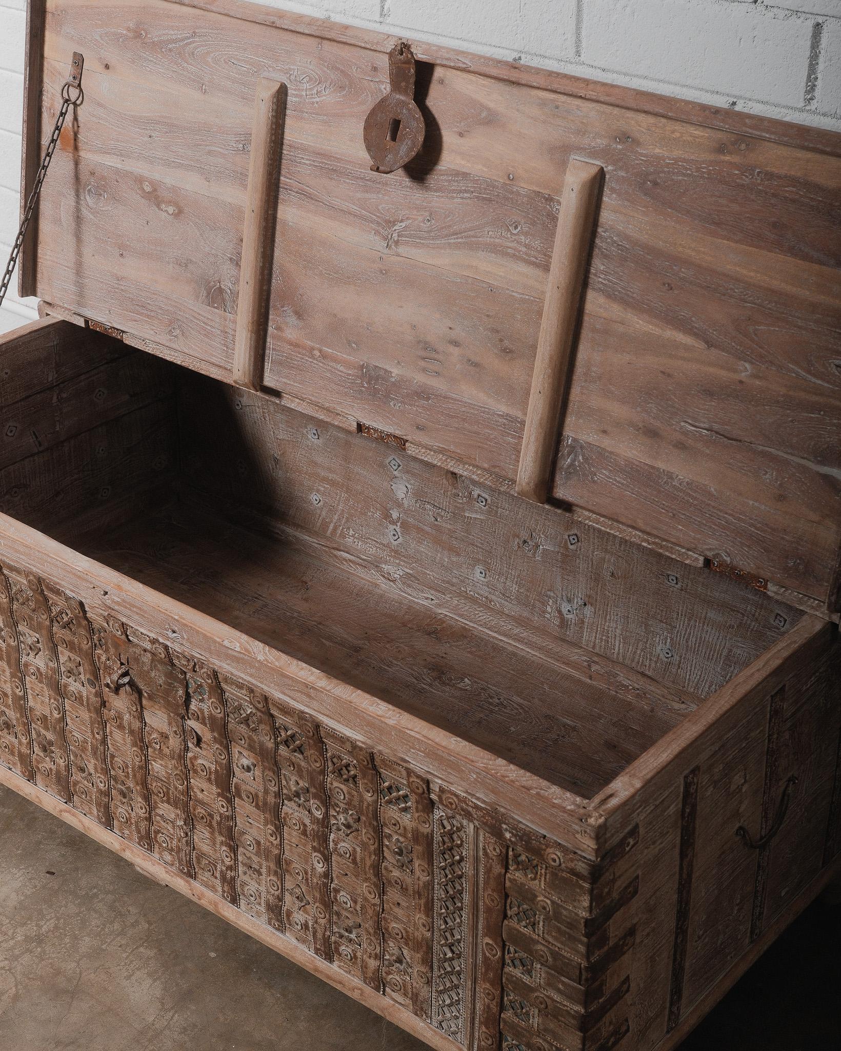 Hand-Crafted 19th Century Hand-Carved Indian Hope Chest with Intricate Detailing For Sale
