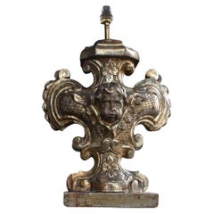 Lampe italienne sculptée à la main du XIXe siècle