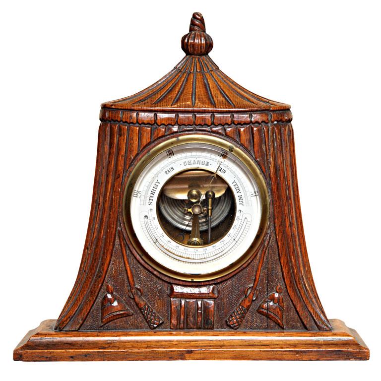 Barometer aus handgeschnitzter Eiche „Militär“ aus dem 19. Jahrhundert  (Handgeschnitzt) im Angebot