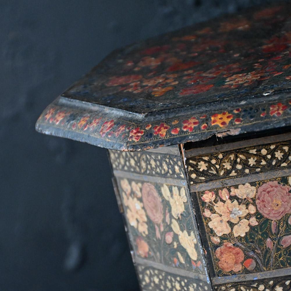 Victorian 19th Century Hand Crafted Kashmiri Occasional Table