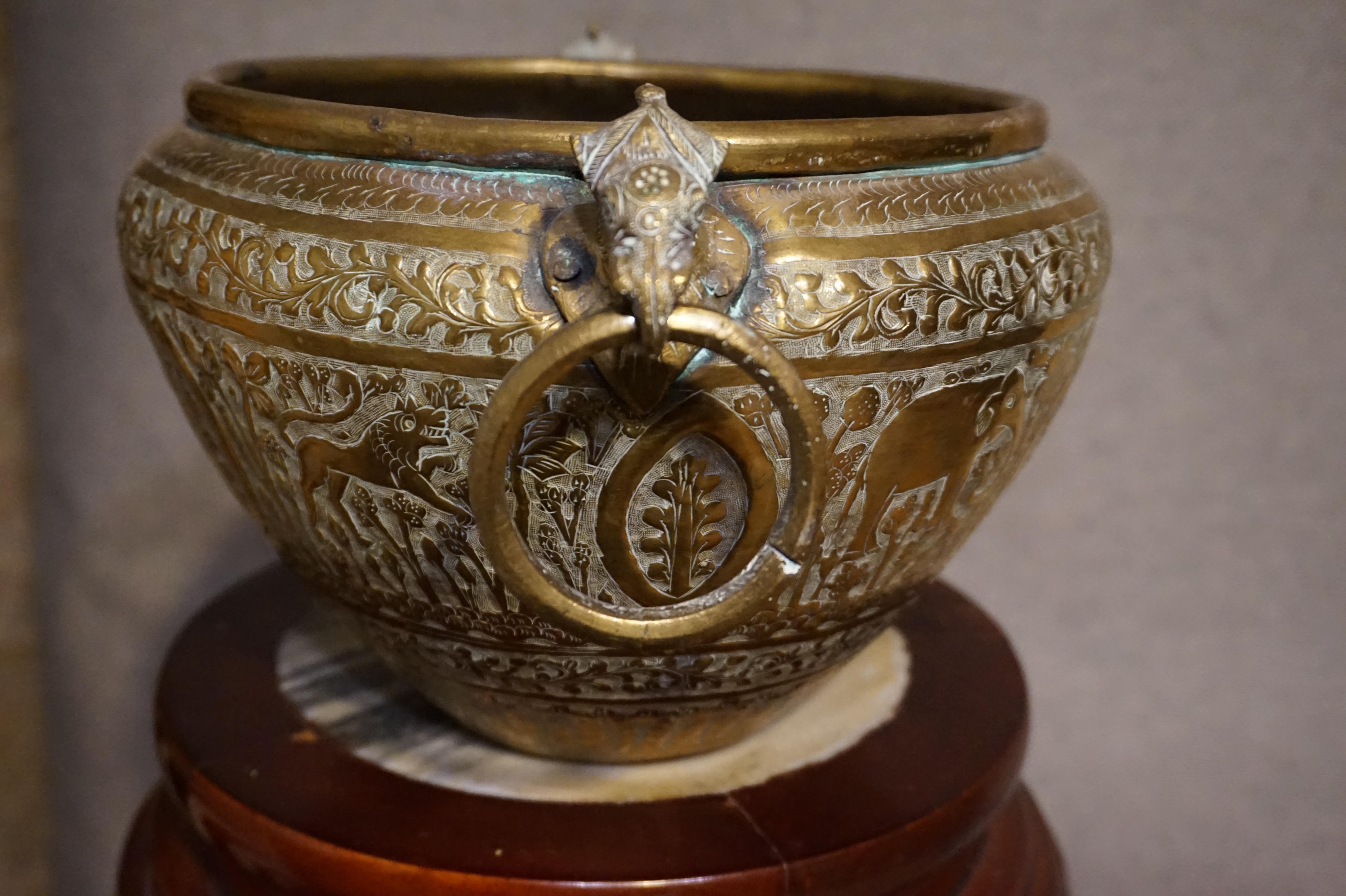 Indian 19th Century Hand Engraved Fine British India Brass Jardinière Planter Vase