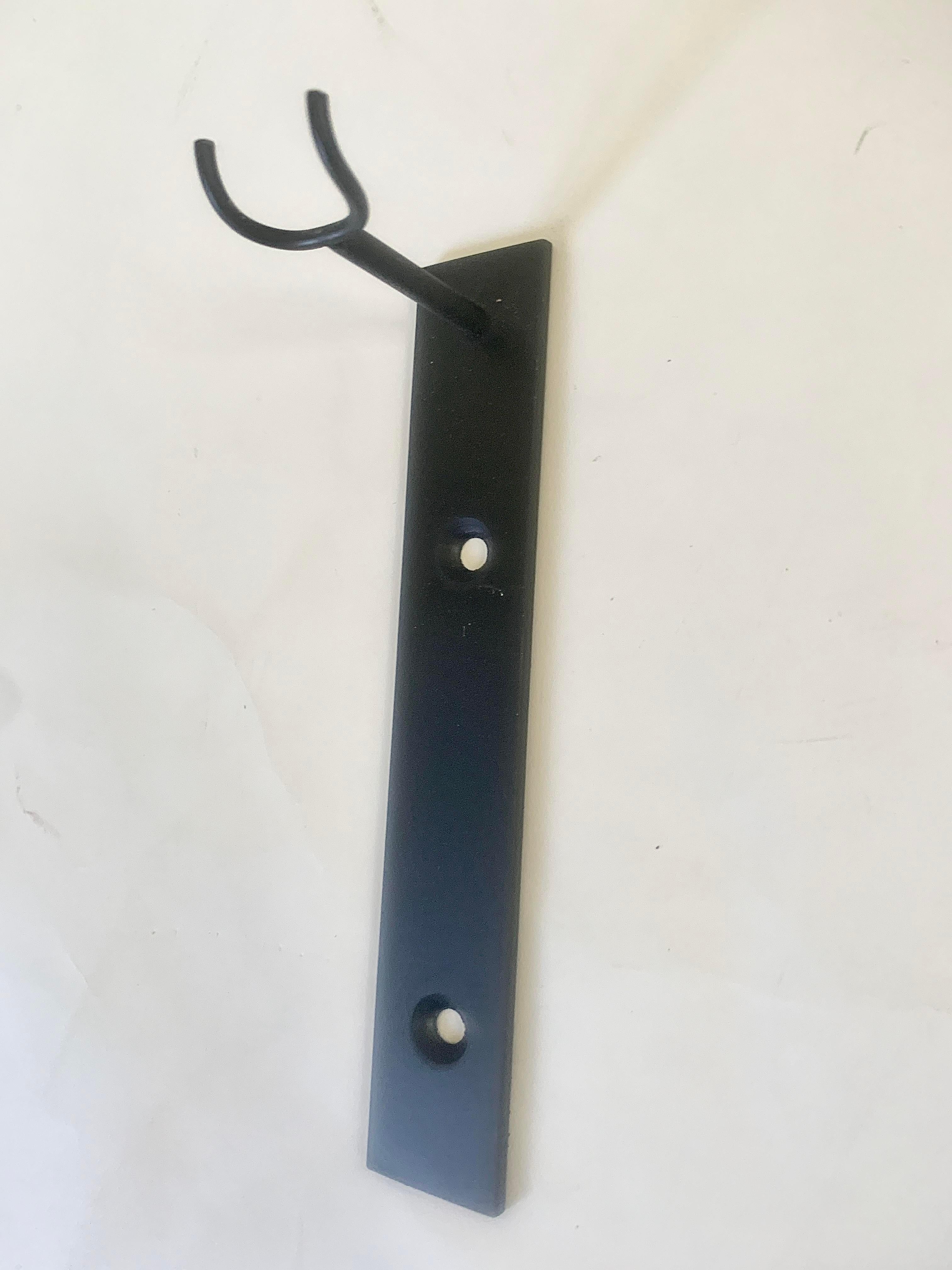 19th Century Hand Forged Iron Harpoon on Custom Wall Mount In Good Condition For Sale In Elkhart, IN