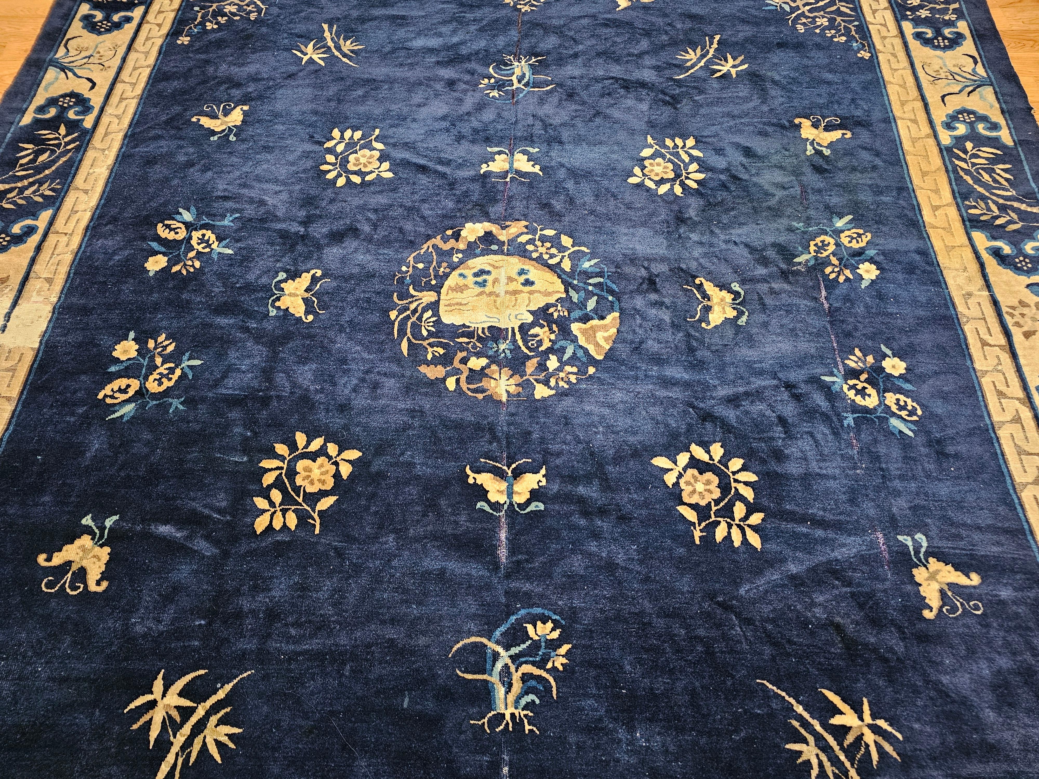 Vintage Chinese Peking Room-Size Rug with Floral and Butterfly Motifs For Sale 4
