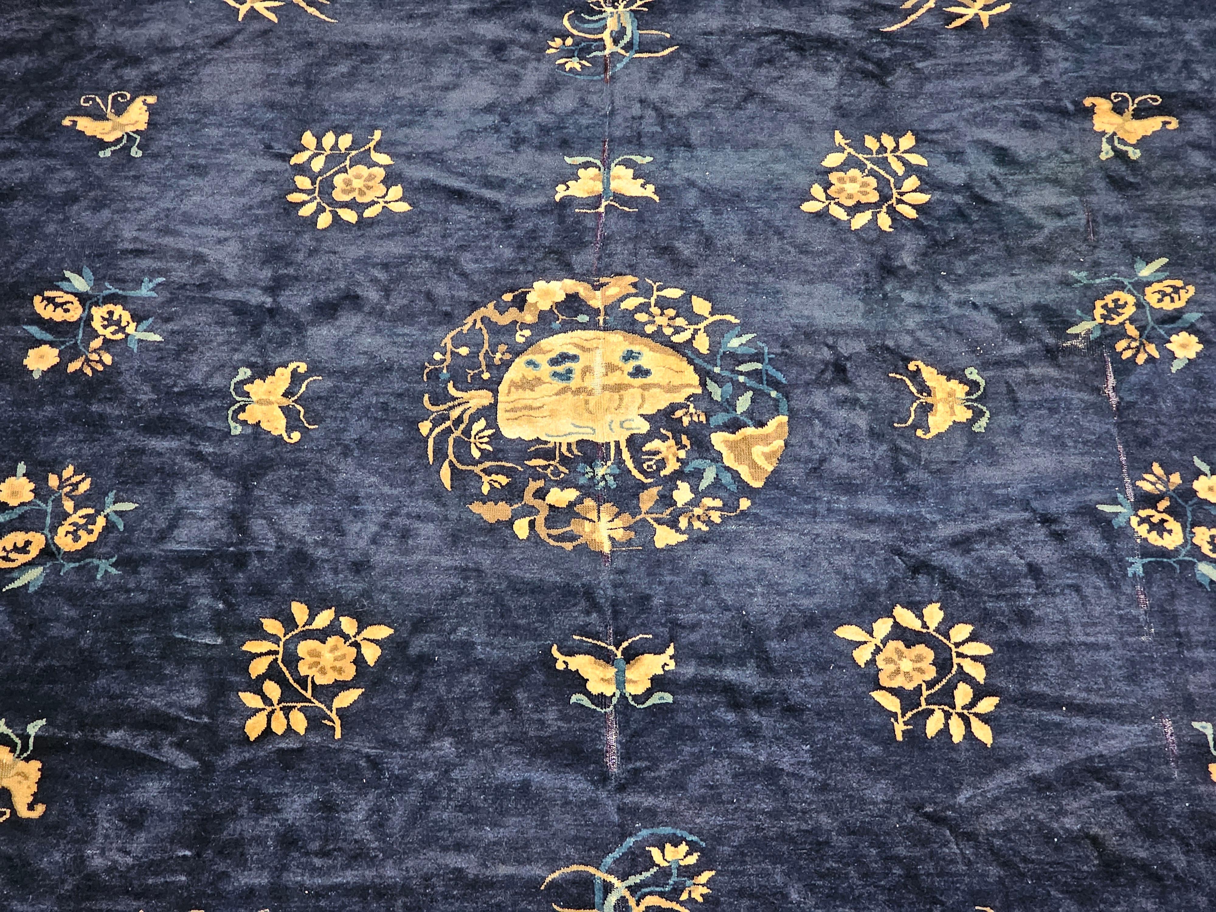 Vintage Chinese Peking Room-Size Rug with Floral and Butterfly Motifs In Good Condition For Sale In Barrington, IL