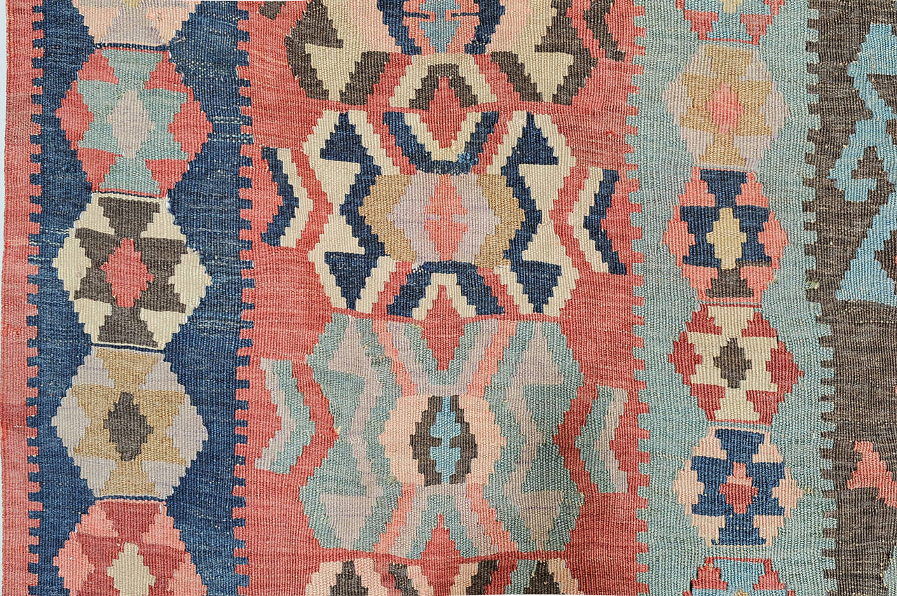  Kilim KAZAK Kaukasischer Teppich mit ungewöhnlich blassen Farben (Kasachisch) im Angebot