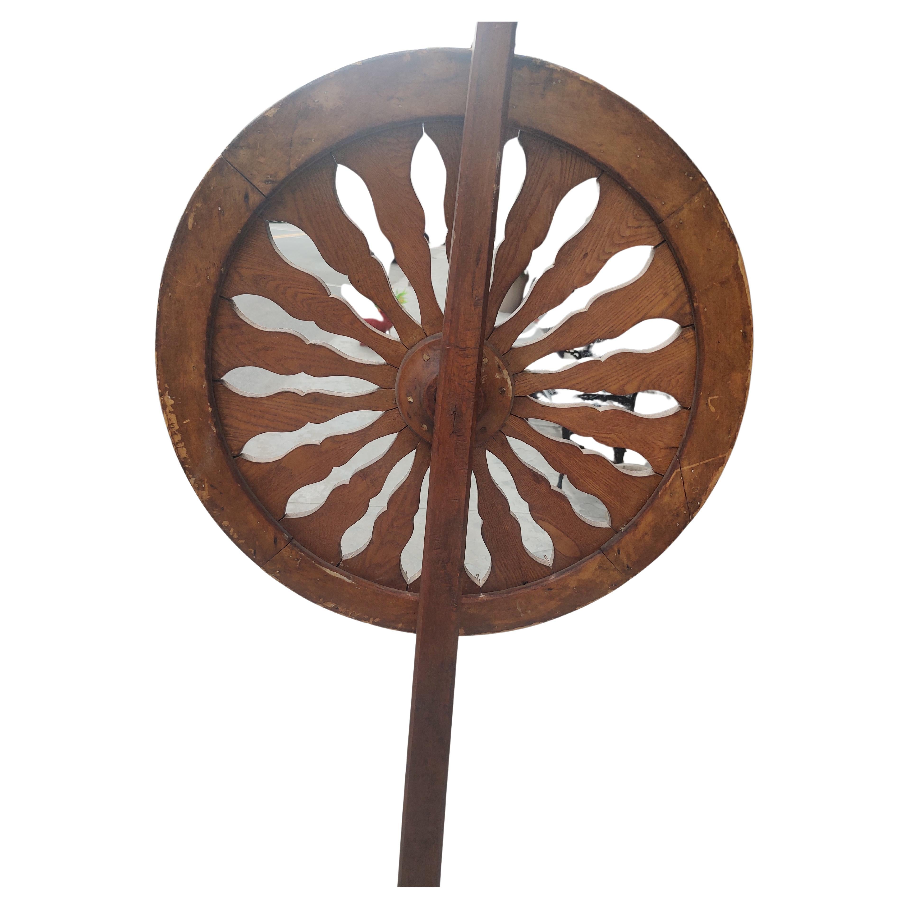 19th Century Hand Made Folk Art Carnival Spinning Wheel On Stand  In Good Condition For Sale In Port Jervis, NY