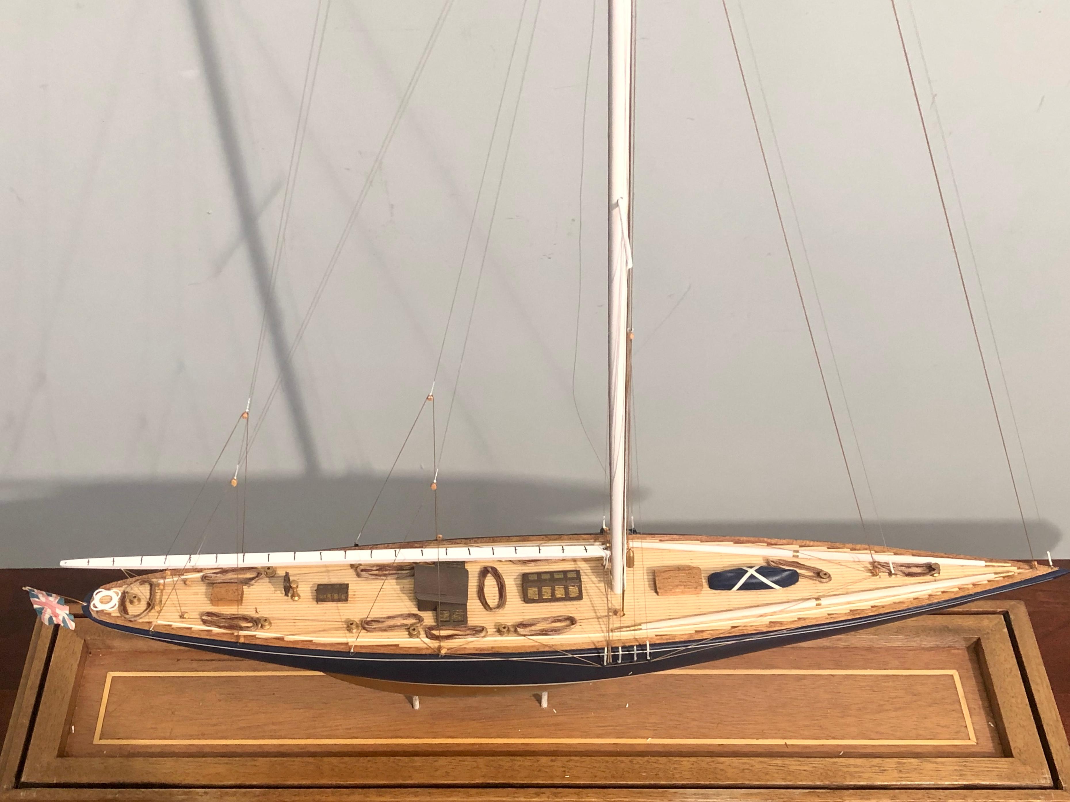 19th Century Hand Modeled Clipper Ship in a Glass and Bronze Case In Good Condition In Stamford, CT