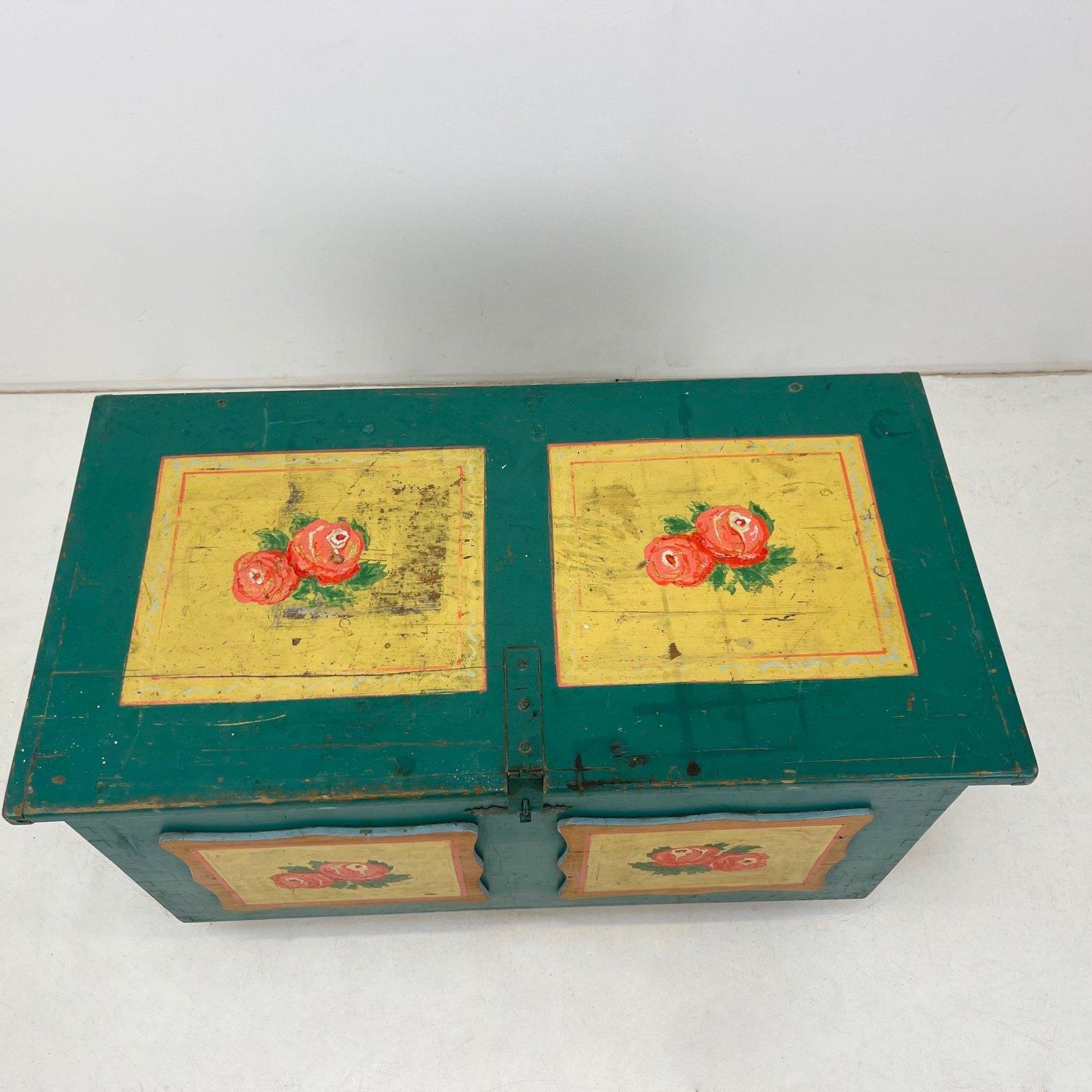 19th Century Hand Painted Chest or Floor Trunk For Sale 1