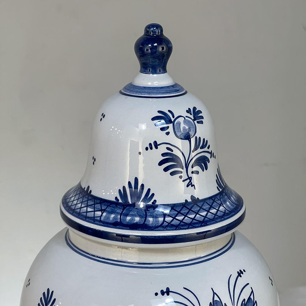 19th Century Hand-Painted Delft Blue & White Lidded Urn For Sale 1