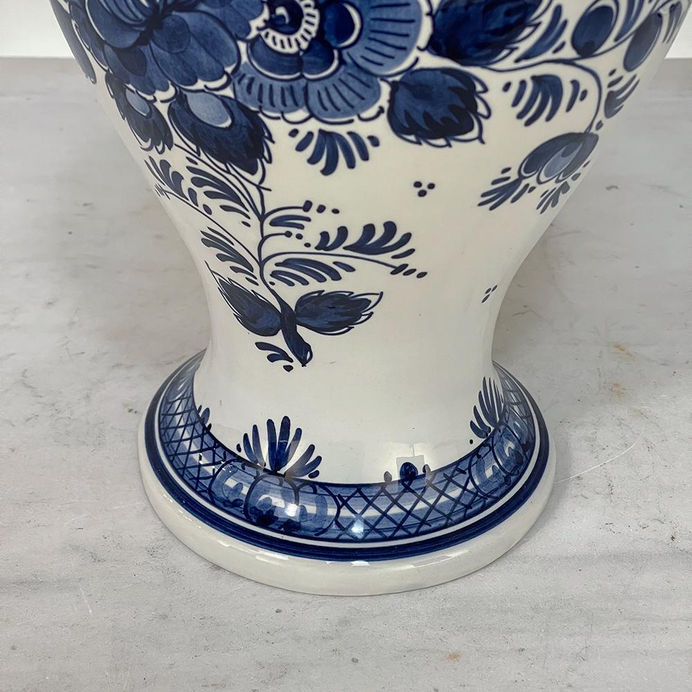 19th Century Hand-Painted Delft Blue & White Lidded Urn For Sale 5