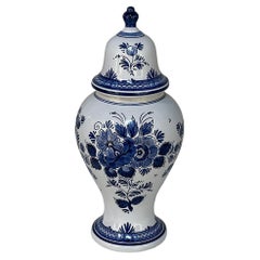 Vintage 19th Century Hand-Painted Delft Blue & White Lidded Urn