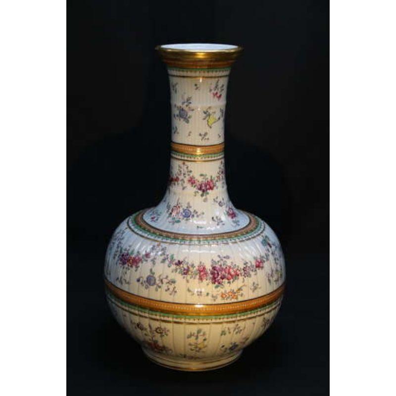 19th Century Hand Painted French Porcelain Vase by Samson of Paris, circa 1890 For Sale 7
