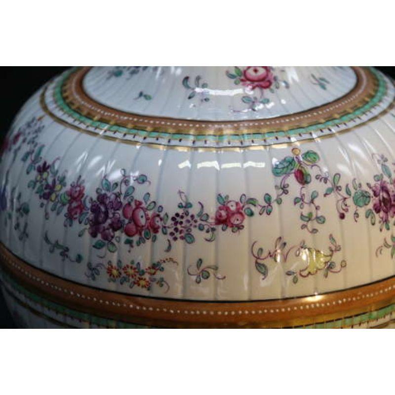 19th Century Hand Painted French Porcelain Vase by Samson of Paris, circa 1890 For Sale 9