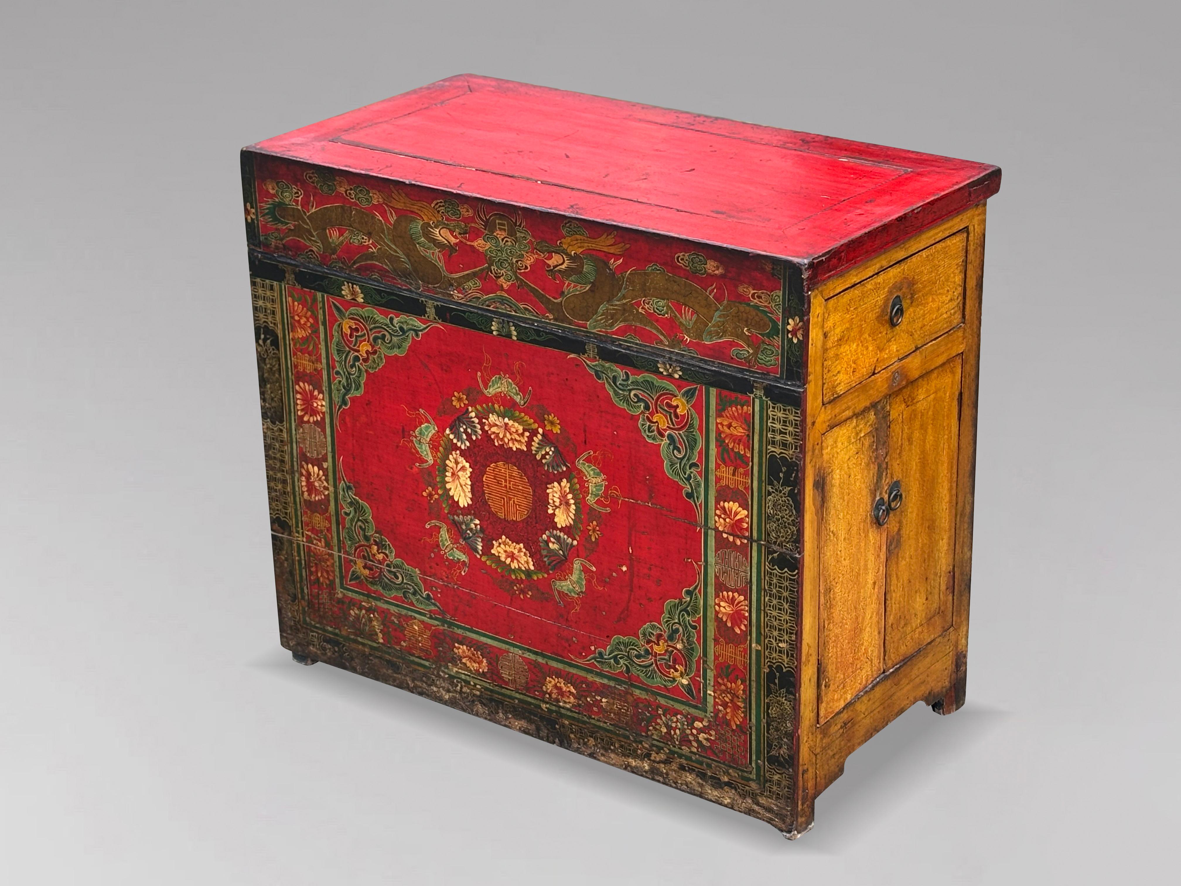 Chinois Meuble de rangement tibétain Gansu peint à la main du 19ème siècle en vente