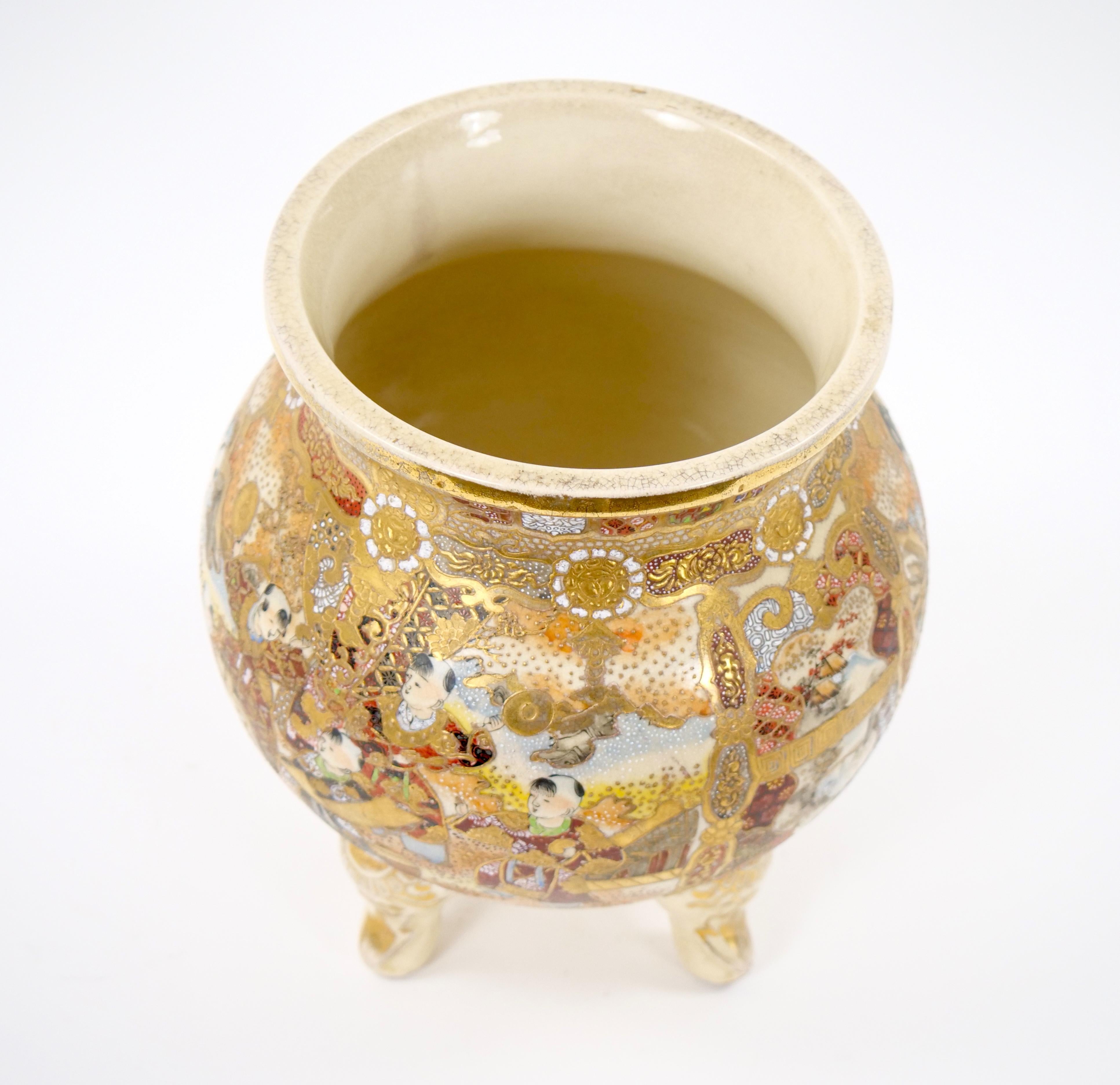 Chinese Export 19th Century Hand Painted / Gilt Footed Satsuma Vase For Sale