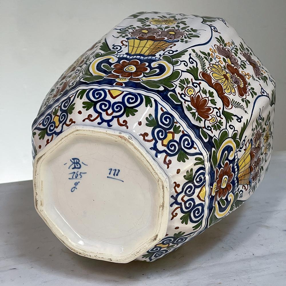 19th Century Hand-Painted Lidded Urn from Rouen For Sale 10