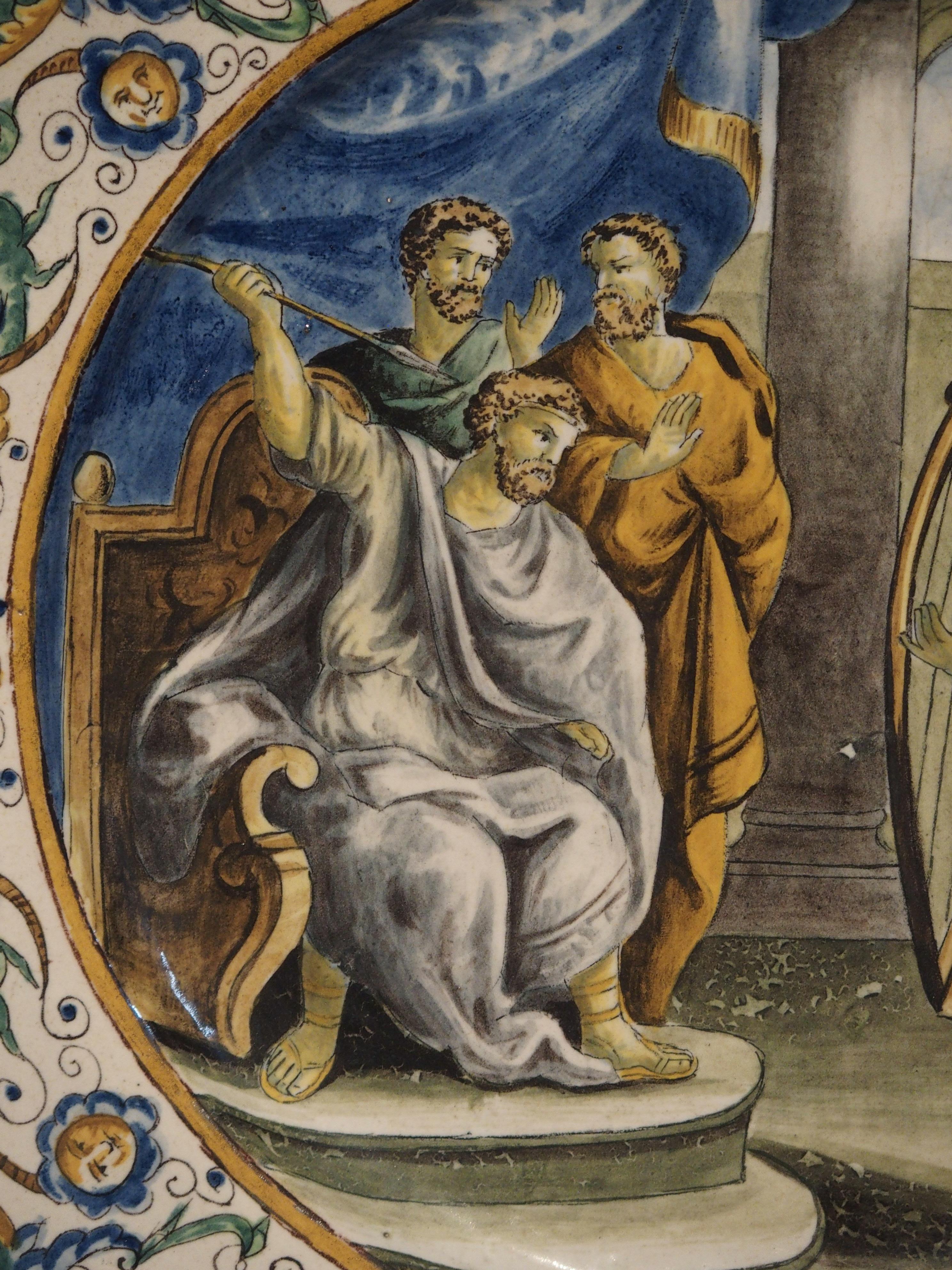 Plato de mayólica italiana del siglo XIX pintado a mano Mayólica en venta