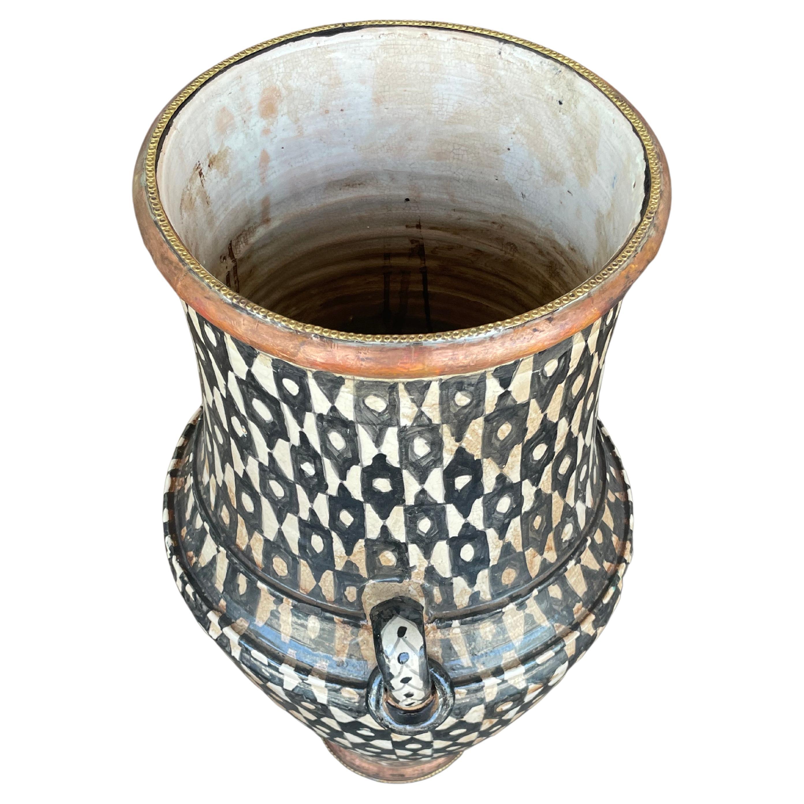 19th Century Hand-Painted Moroccan Vase In Excellent Condition For Sale In West Hollywood, CA