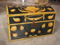 Malle polychrome peinte à la main du XIXe siècle, avec décor floral, Normandie, France