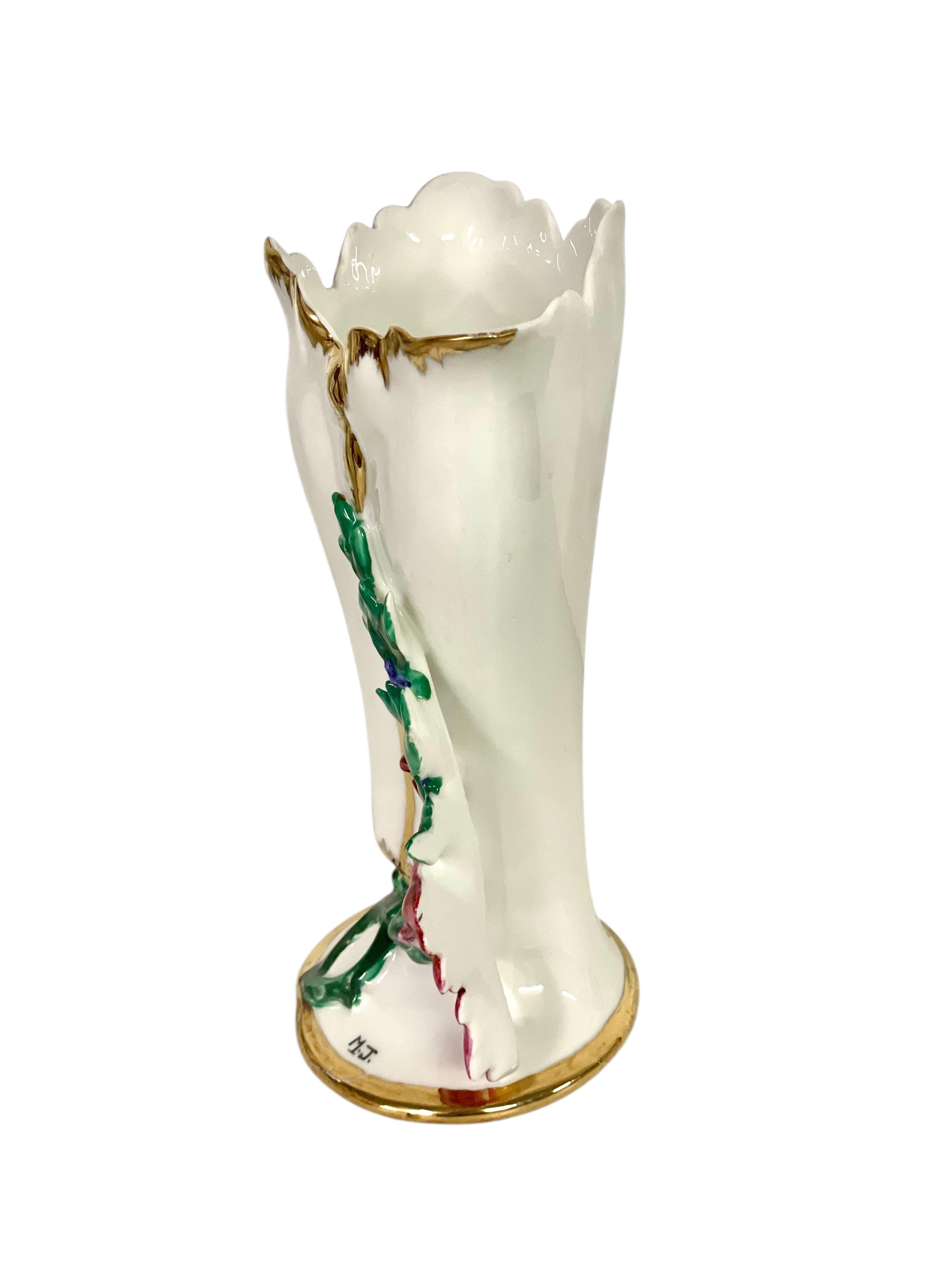 Dorato Vaso nuziale in porcellana del XIX secolo con accenti dorati in vendita