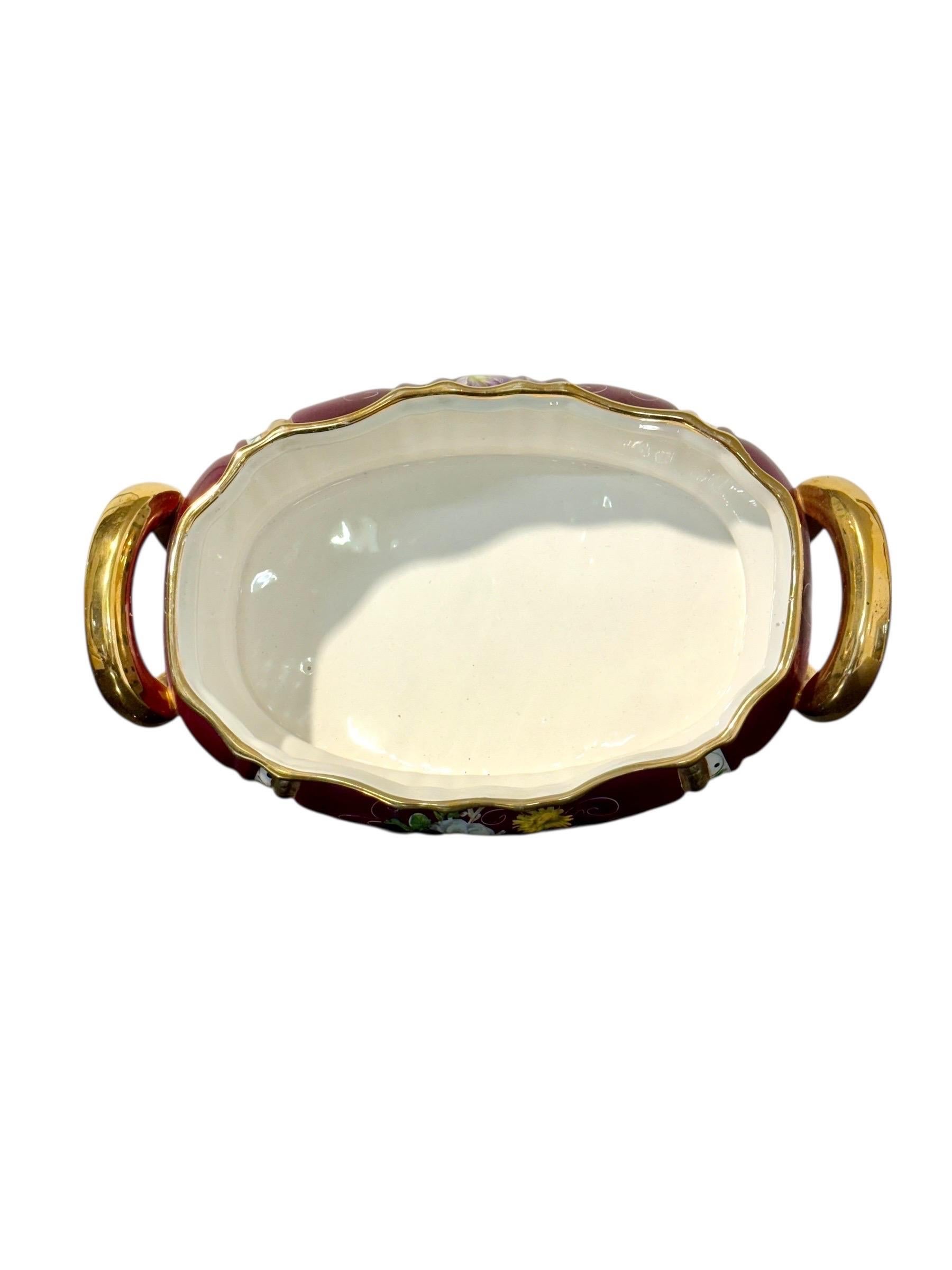 Centre de table en porcelaine du 19e siècle peint à la main et plateau assorti Bon état - En vente à LA CIOTAT, FR