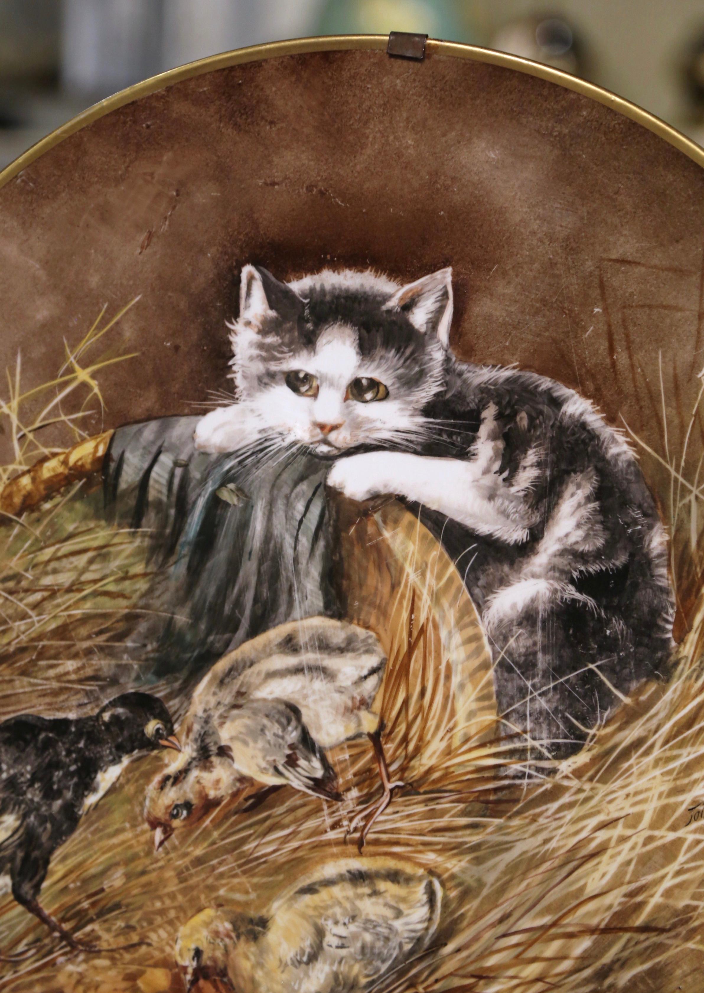  Wandteller aus handbemalter Porzellan des 19. Jahrhunderts mit Katze, gestempelt J.P. Frankreich (Französisch) im Angebot