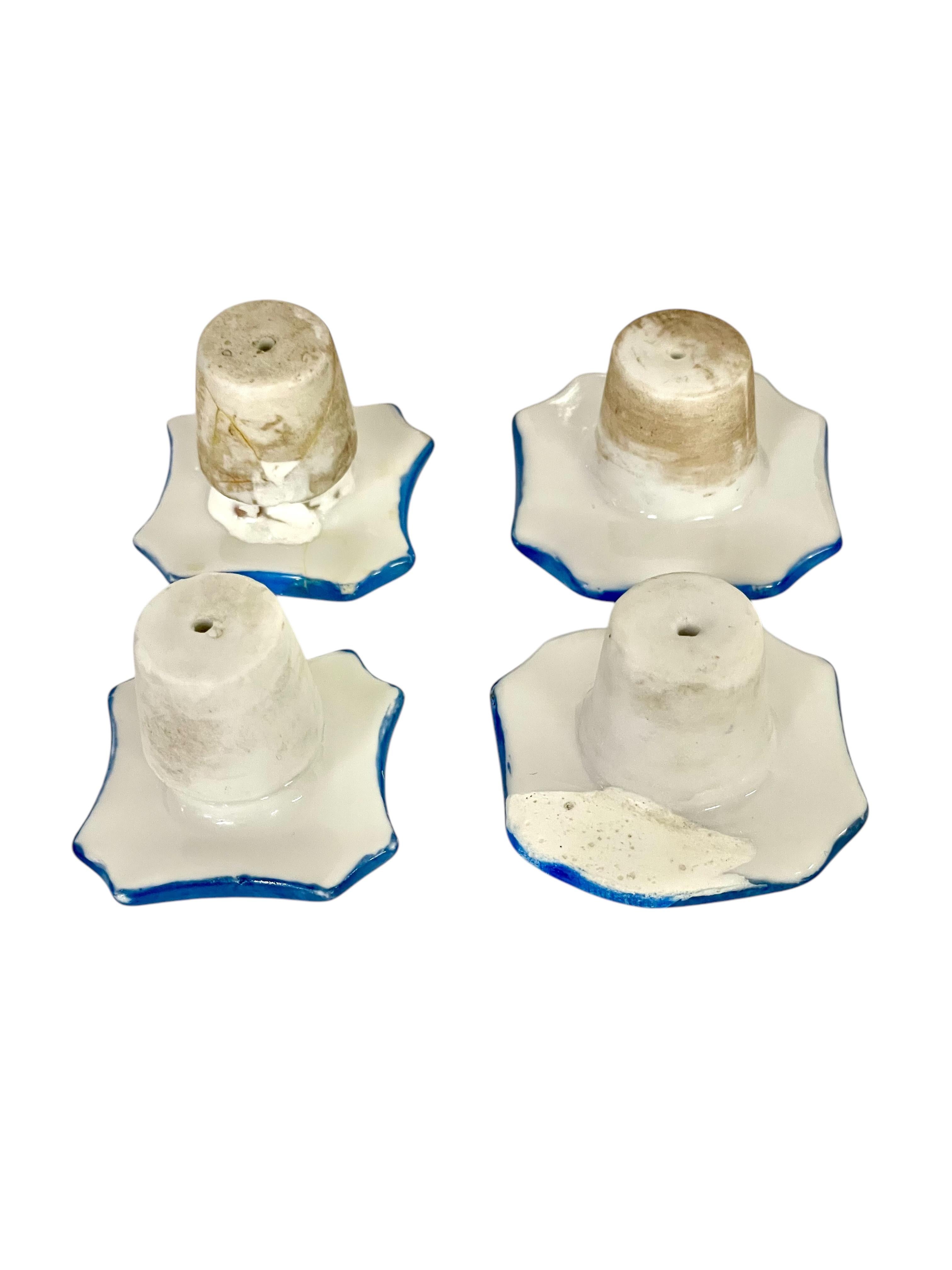 Set di profumi in porcellana di Sèvres dipinto a mano del XIX secolo in vendita 4