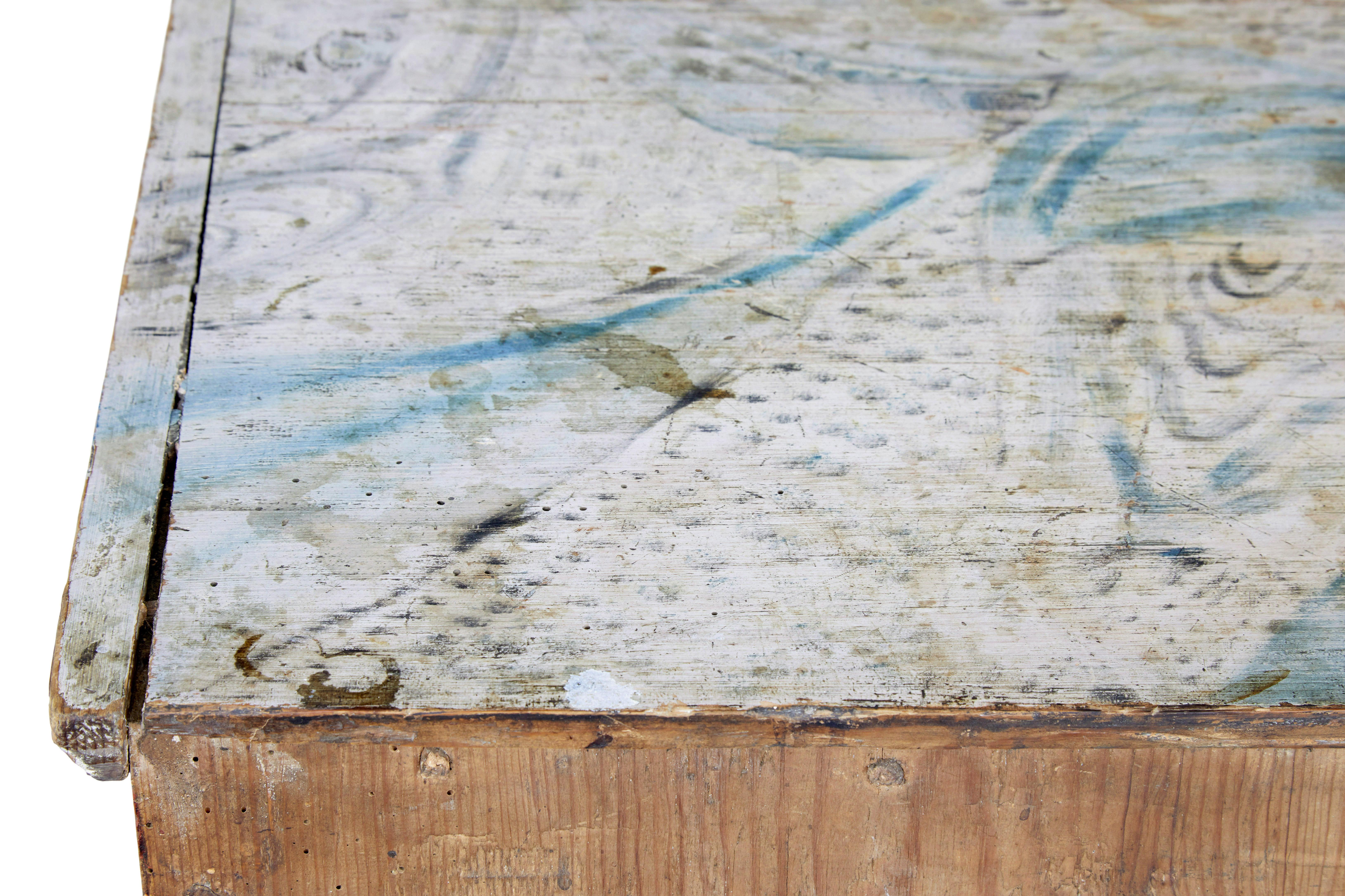 Rustic 19th century hand painted Swedish chest of drawers For Sale