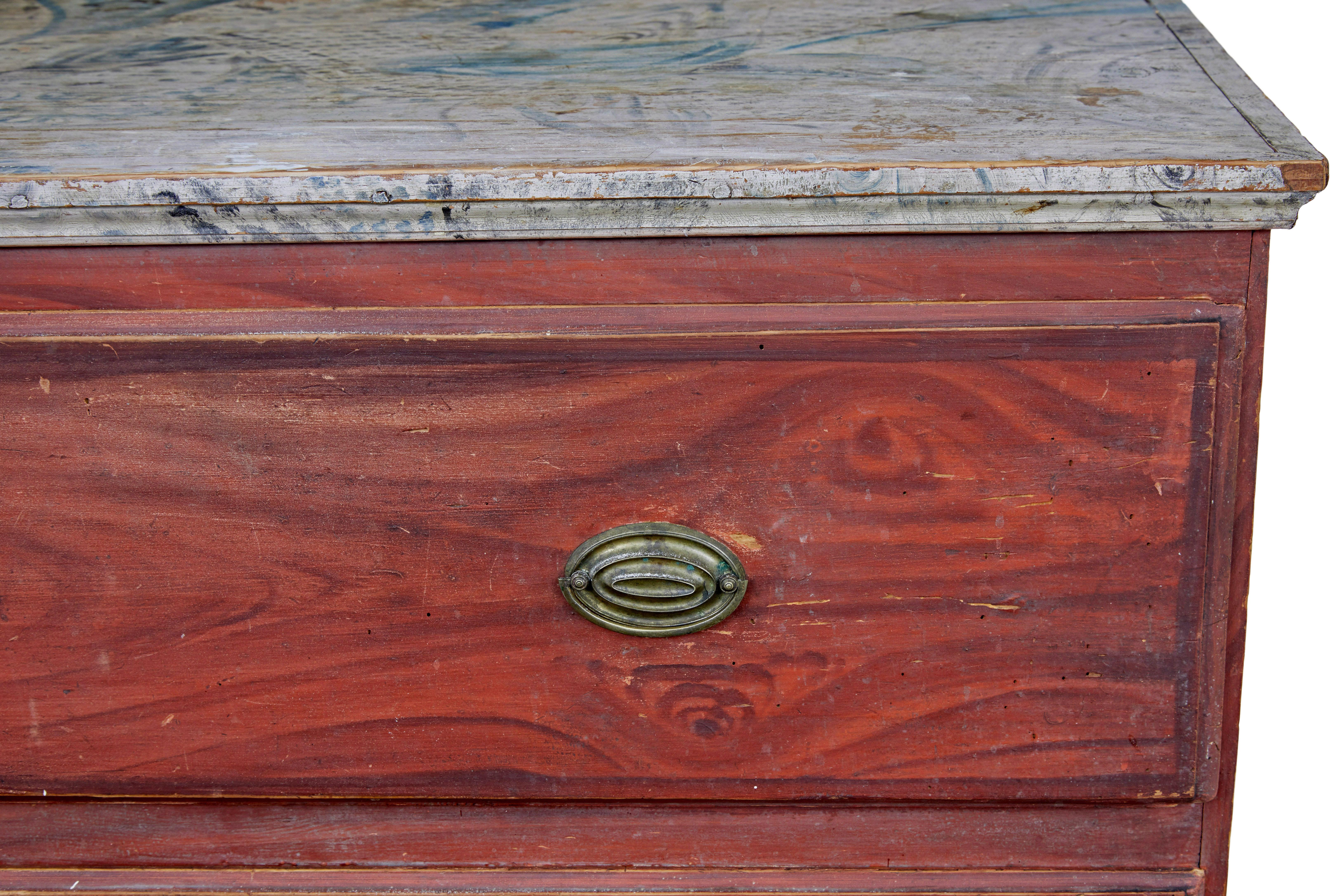 Intagliato a mano Cassettiera svedese del XIX secolo dipinta a mano in vendita