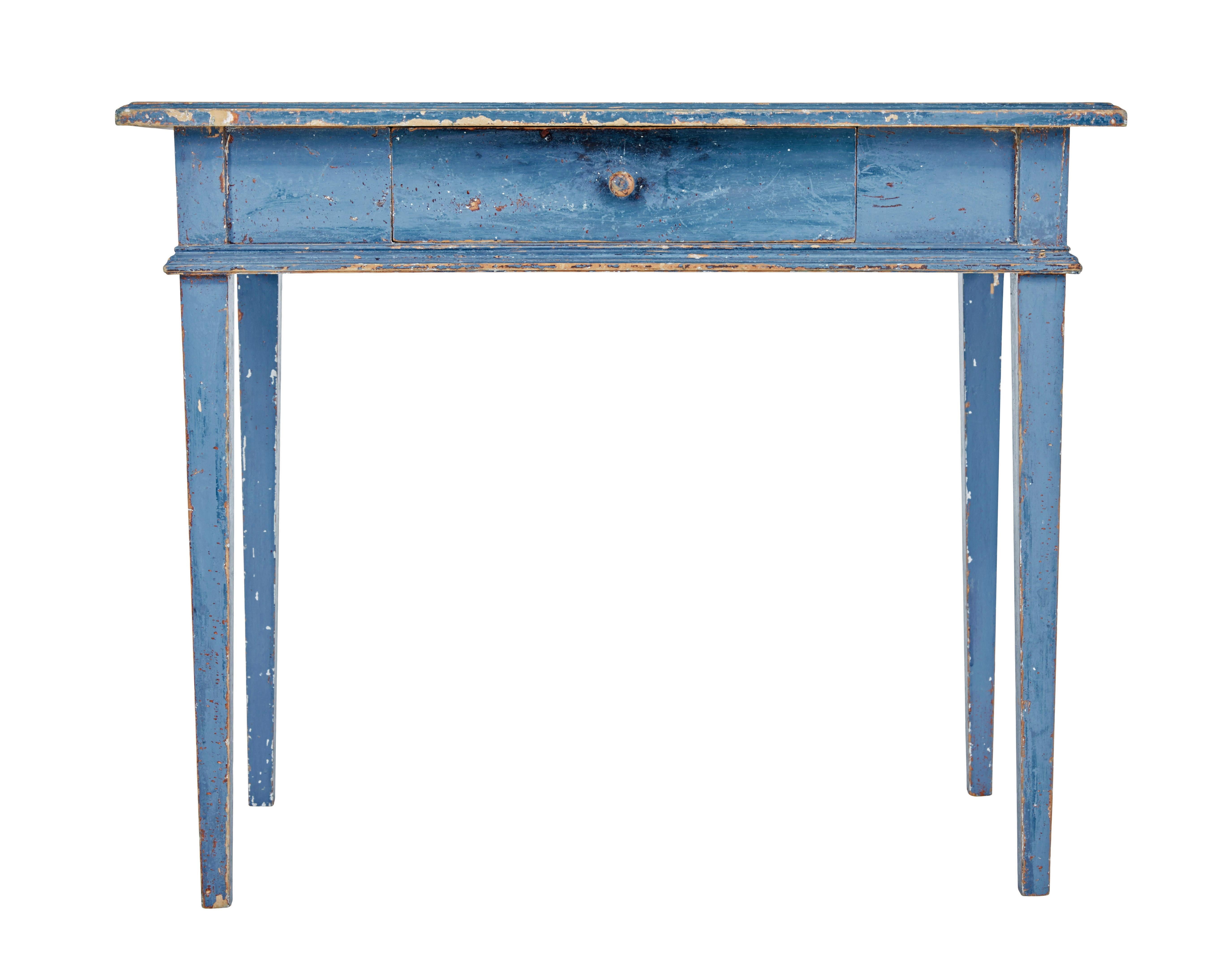19th century hand painted swedish side table circa 1880.

Lovely traditional swedish side table in original striking blue paintwork.

Rectangular slightly over-sailing top with bull nosed ends.  Single drawer underneath. Standing on 4 tapering