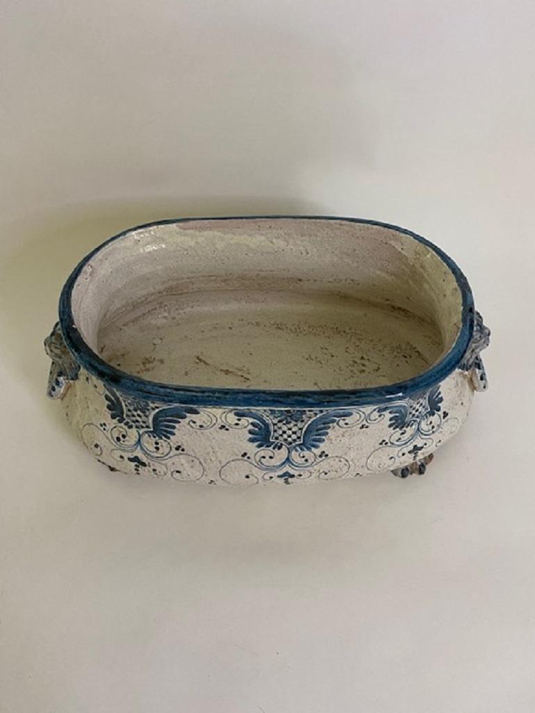 Hand-Painted 19th Century Hand Painter Porcelain Faience Footbath on Paw Feet From England For Sale