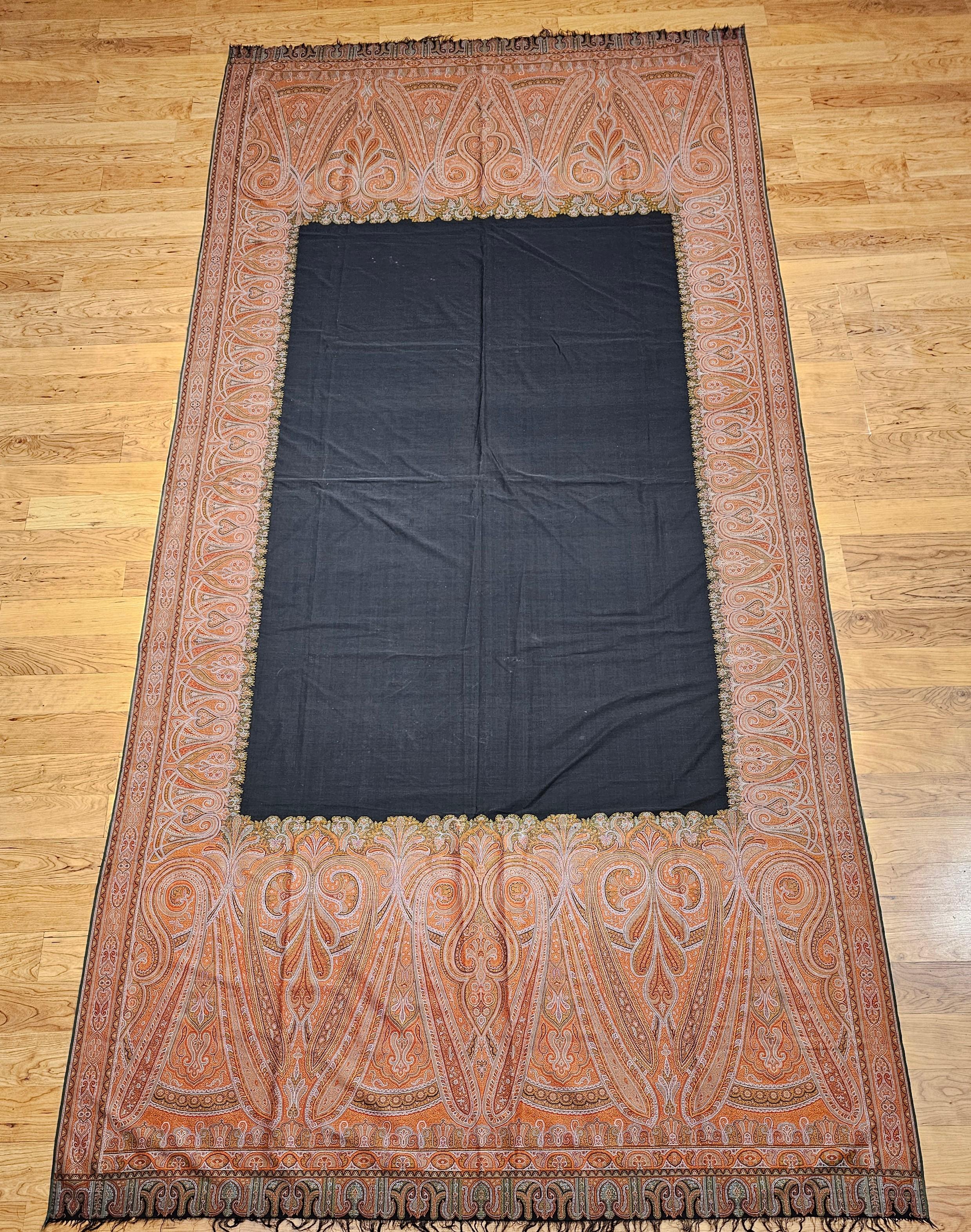 19th Century Hand-Woven Kashmiri Paisley Shawl in Brick Red, Black, Green For Sale 8