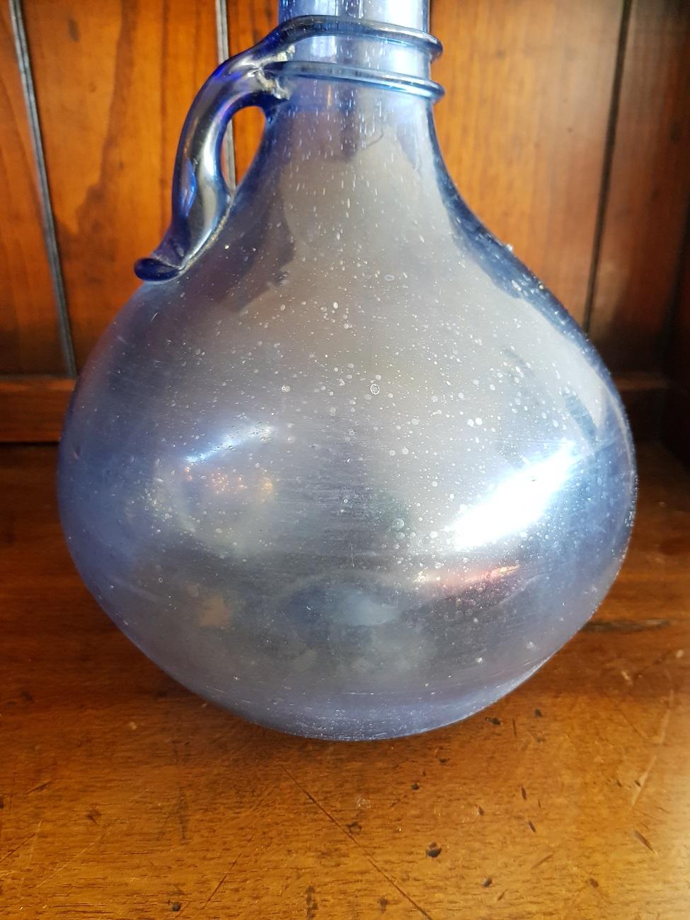 19th Century Handblown Blue Glass Jug In Good Condition For Sale In Raalte, NL