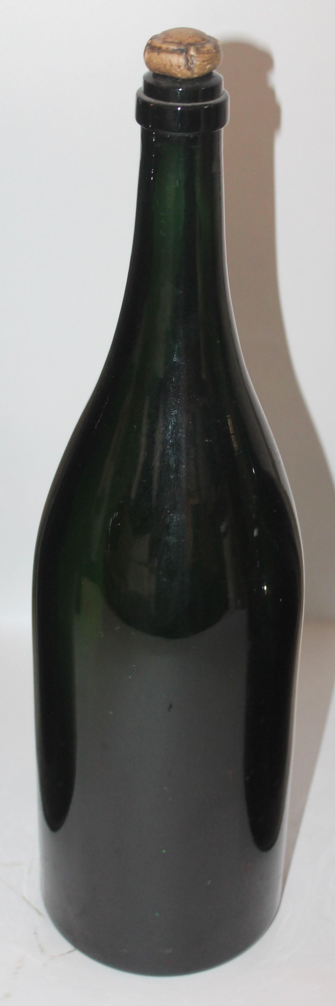19th Century Handblown Bottles Collection of Three In Excellent Condition In Los Angeles, CA