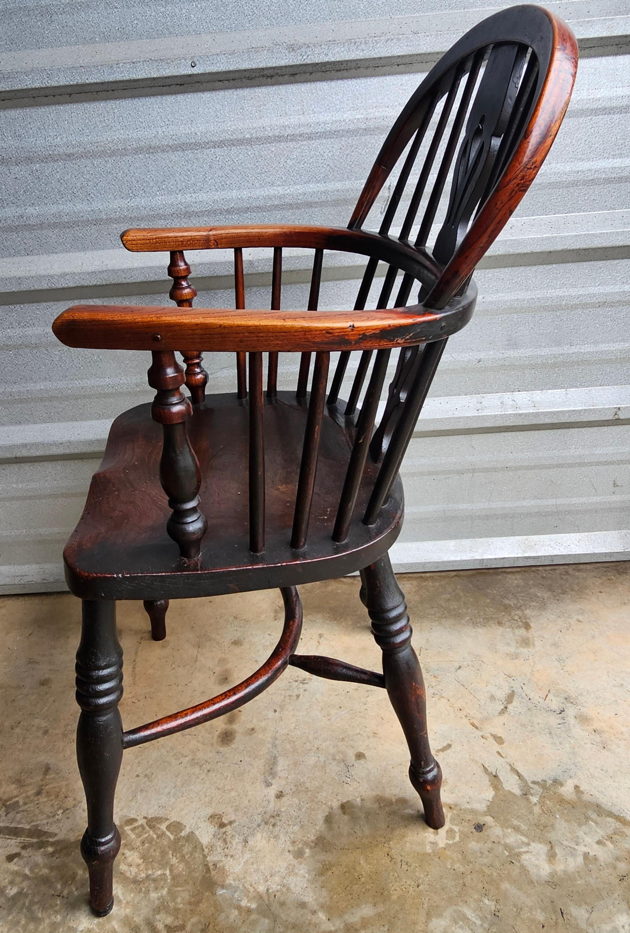 Americano Poltrona Windsor in Oak inglese del 19° secolo, realizzata a mano in vendita