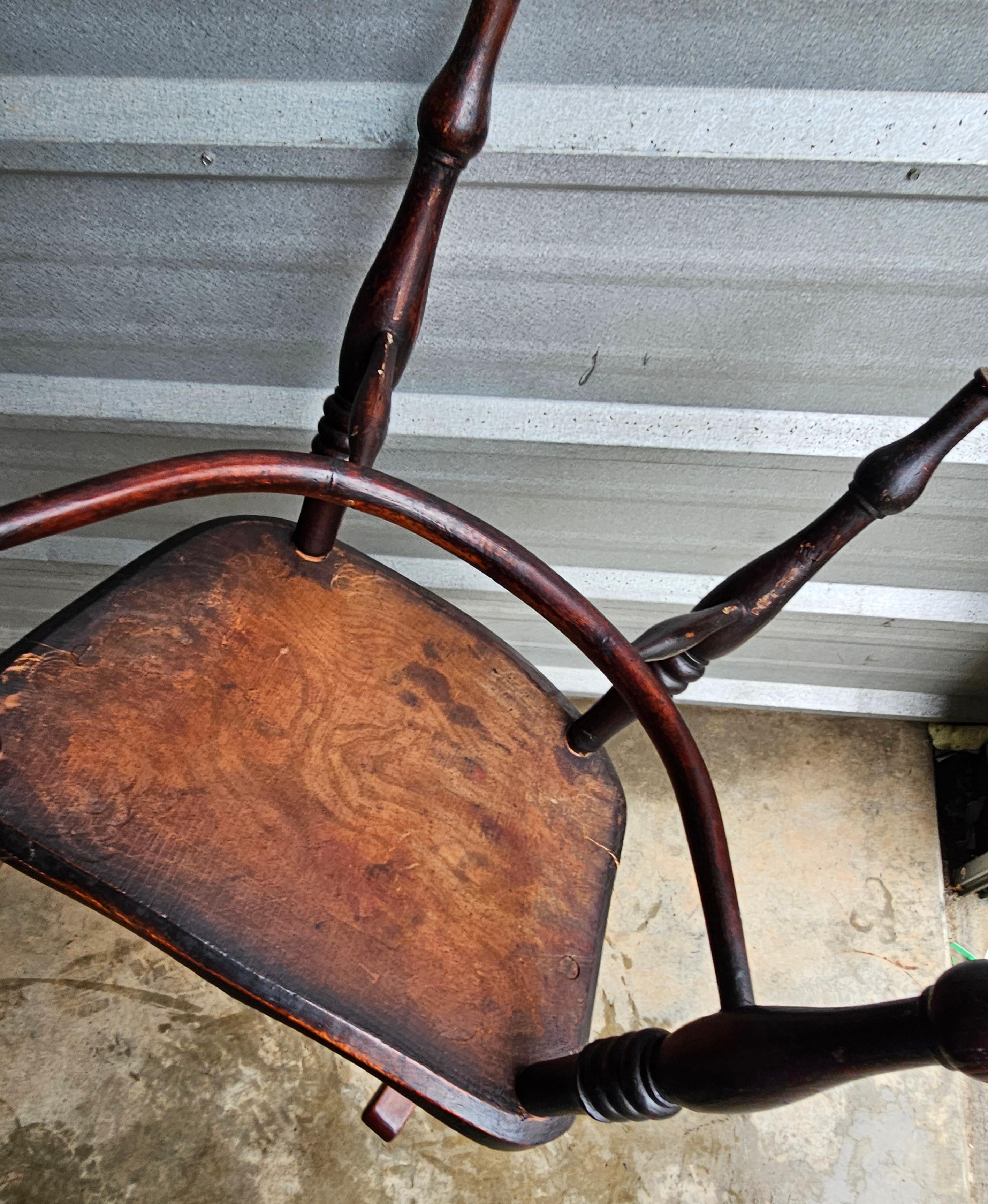 XIX secolo Poltrona Windsor in Oak inglese del 19° secolo, realizzata a mano in vendita