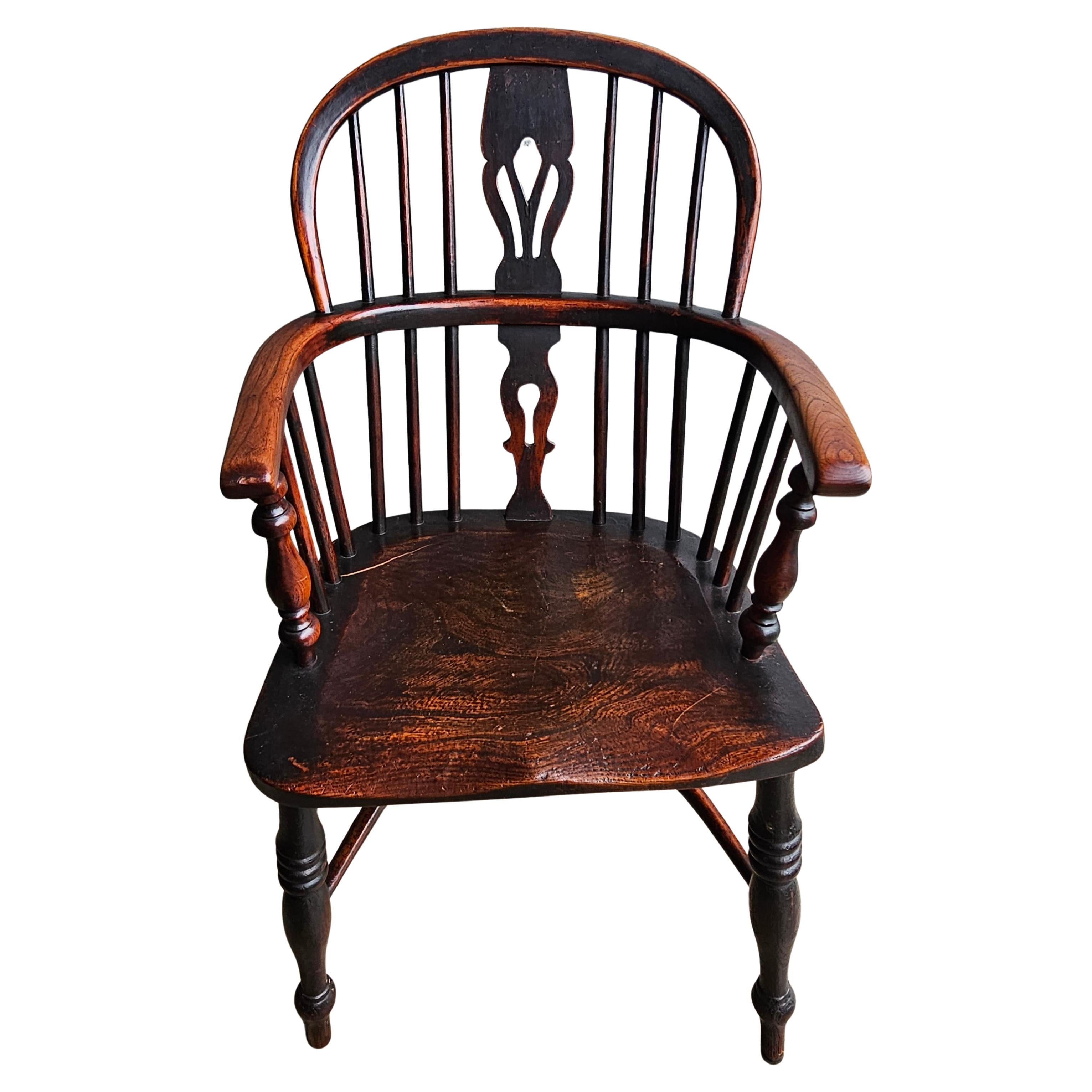 19th Century Handcrafted English Oak Windsor Armchair