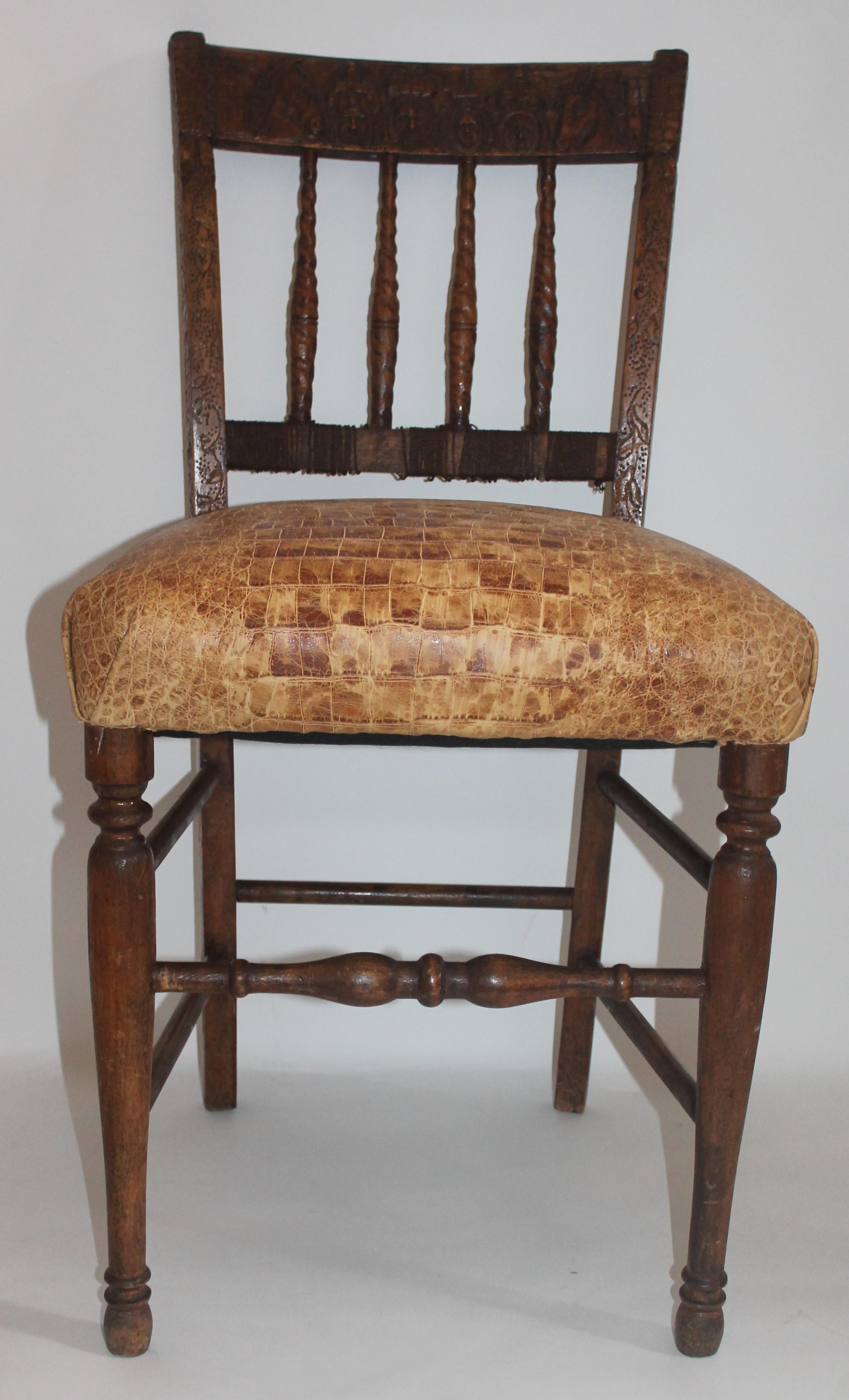 19. Jahrhundert Handmade English Chess geschnitzten Stuhl (Volkskunst) im Angebot